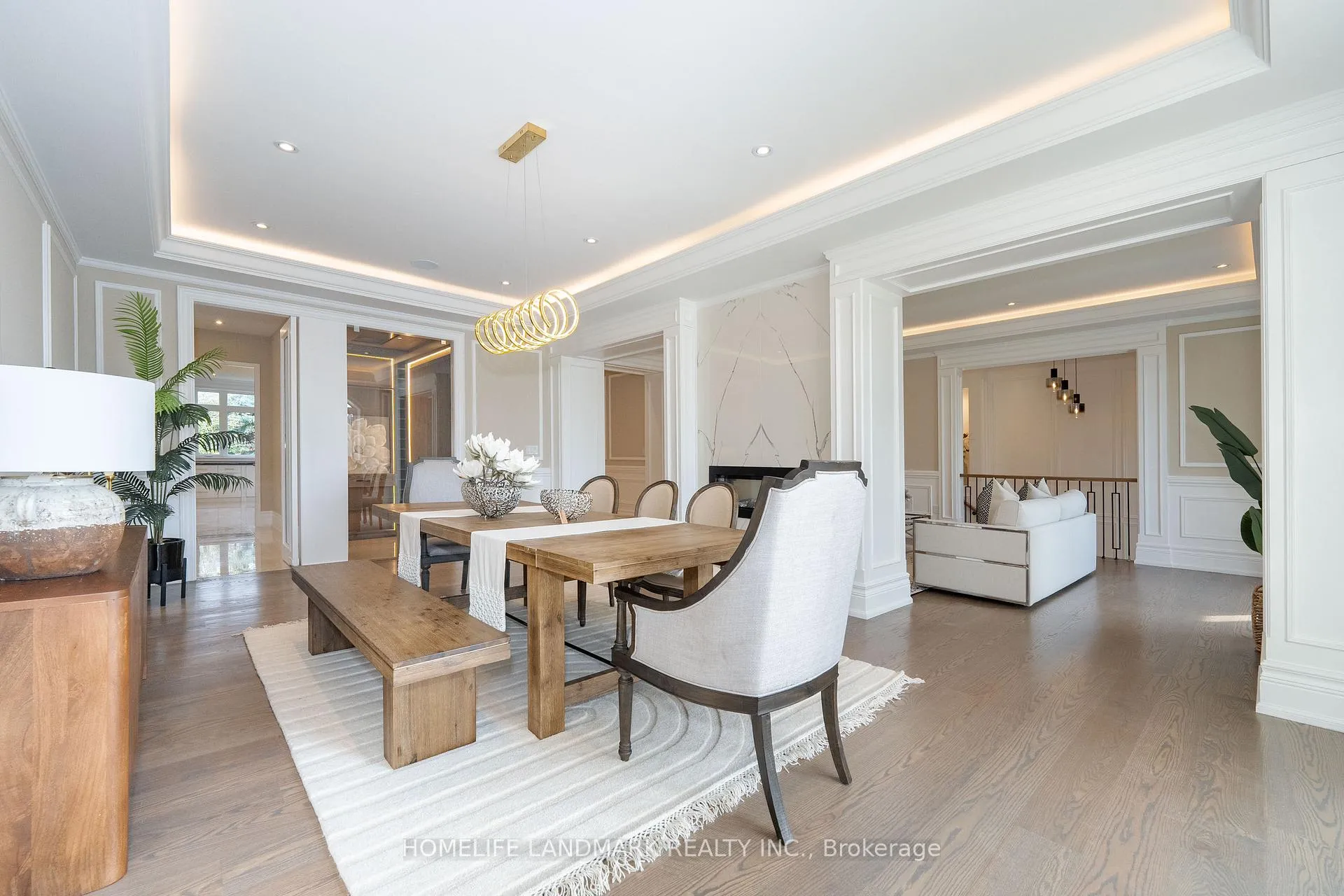 Photo 5 of 104 Dexter Road E, Richmond Hill, North Richvale — HOMEH