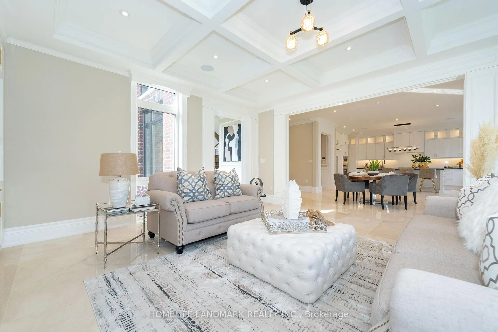 Photo 9 of 104 Dexter Road E, Richmond Hill, North Richvale — HOMEH