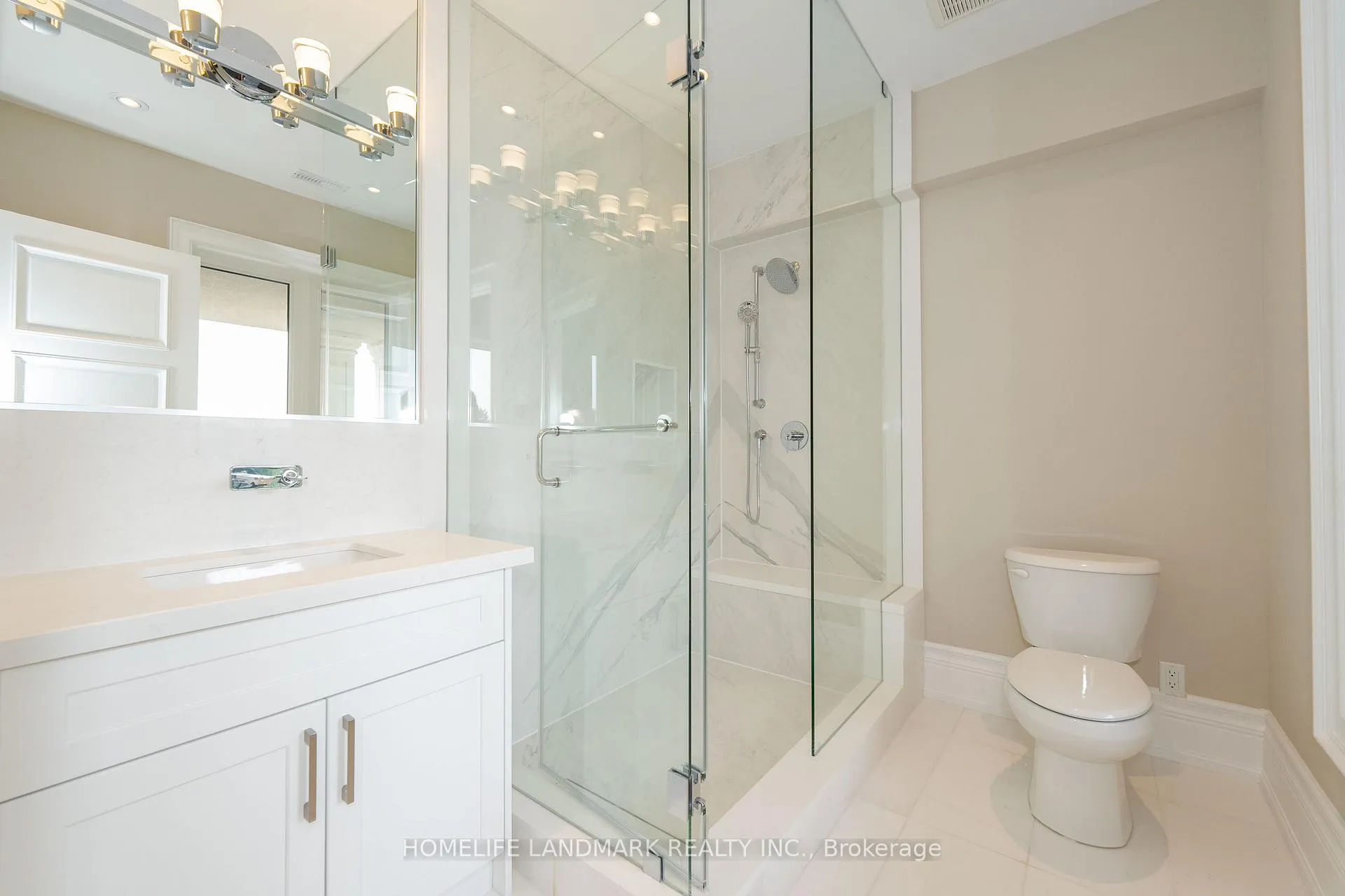 Photo 19 of 104 Dexter Road E, Richmond Hill, North Richvale — HOMEH