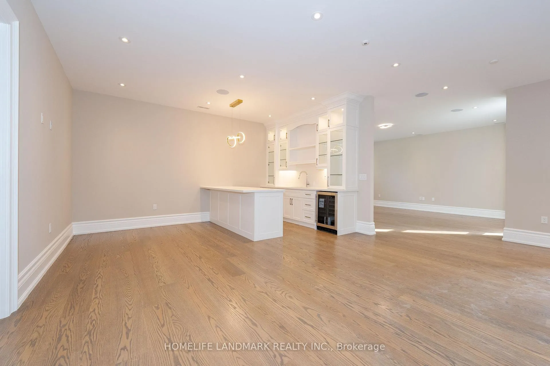 Photo 22 of 104 Dexter Road E, Richmond Hill, North Richvale — HOMEH