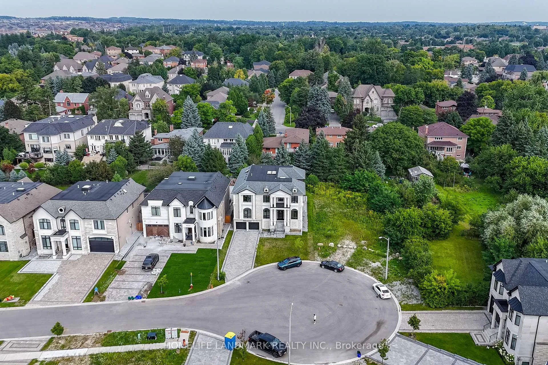 Photo 27 of 104 Dexter Road E, Richmond Hill, North Richvale — HOMEH