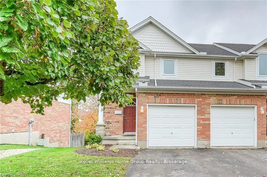 Photo 2 of Unit 23, 151 Clairfields Drive E, Guelph, Pineridge/Westminster Woods — HOMEH