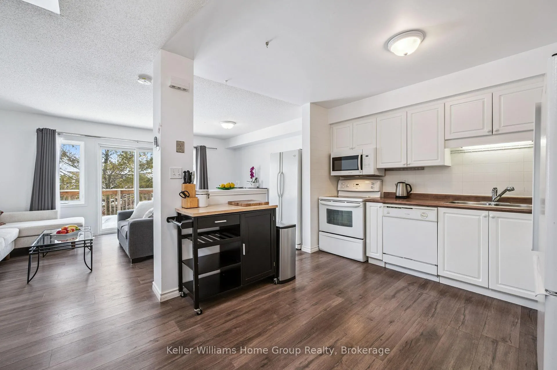 Photo 6 of Unit 23, 151 Clairfields Drive E, Guelph, Pineridge/Westminster Woods — HOMEH