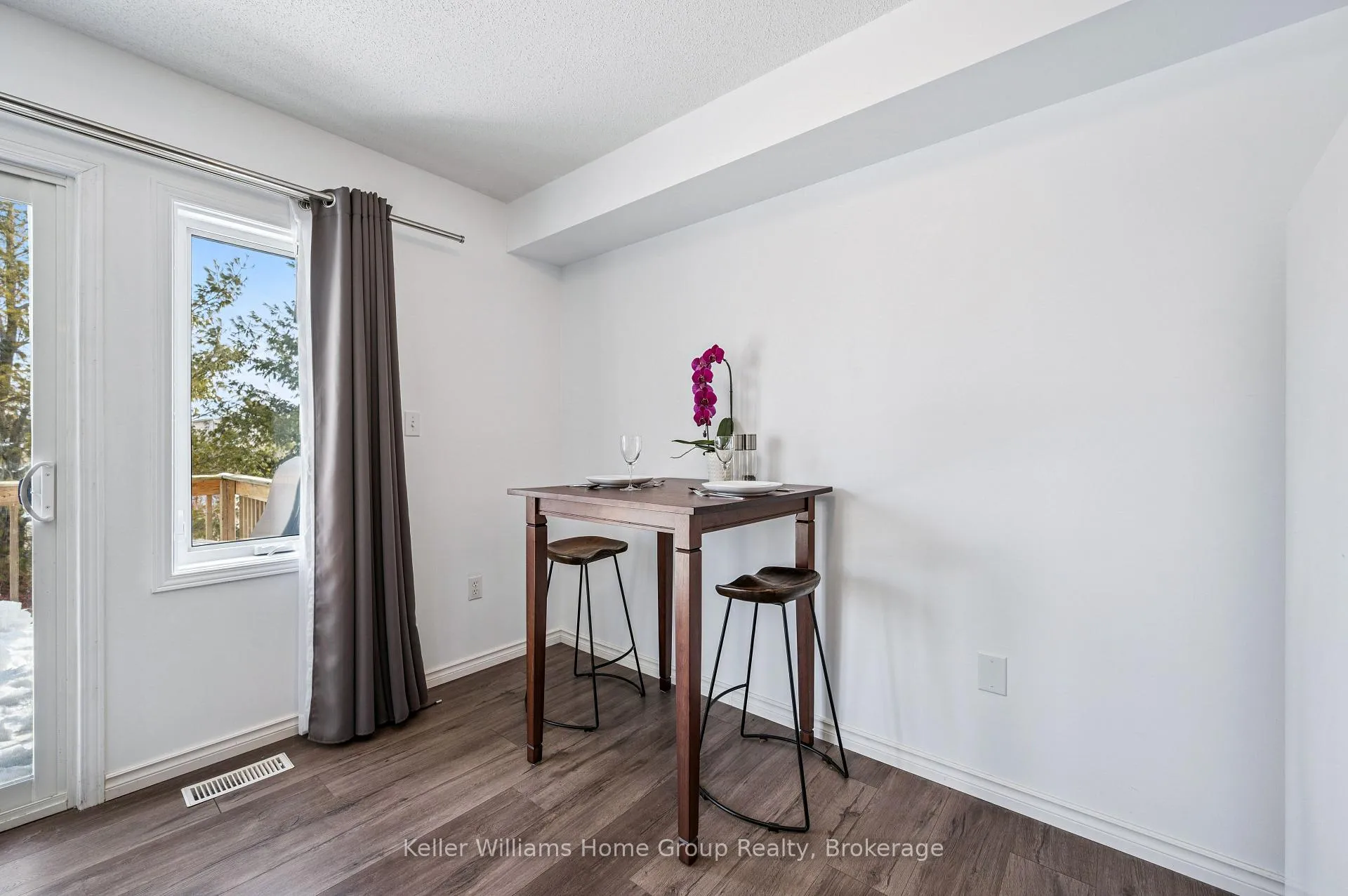 Photo 10 of Unit 23, 151 Clairfields Drive E, Guelph, Pineridge/Westminster Woods — HOMEH