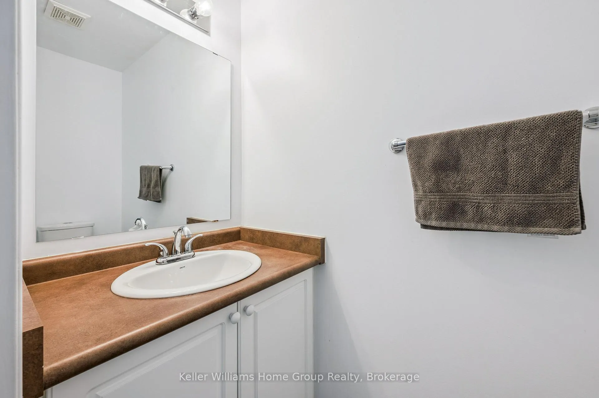 Photo 15 of Unit 23, 151 Clairfields Drive E, Guelph, Pineridge/Westminster Woods — HOMEH