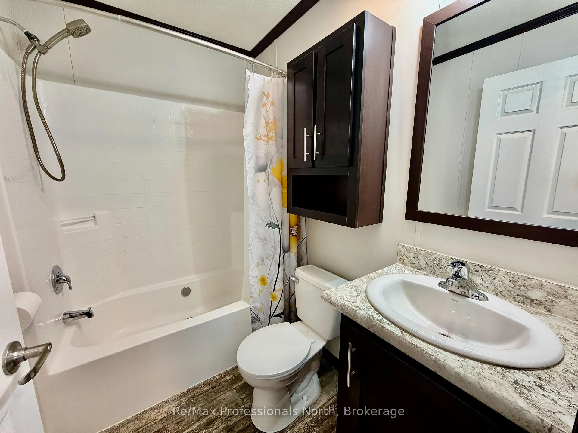 Photo 11 of Unit 27, 1007 Racoon Road, Gravenhurst, Morrison — HOMEH