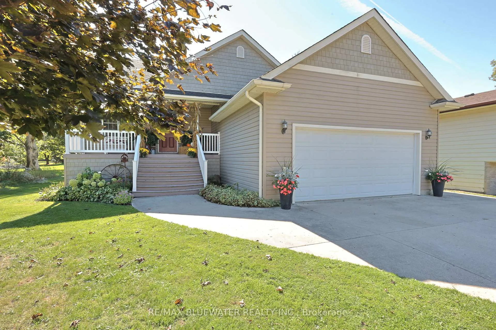 Photo 7 of 117 Duke Street, North Middlesex, Parkhill — HOMEH