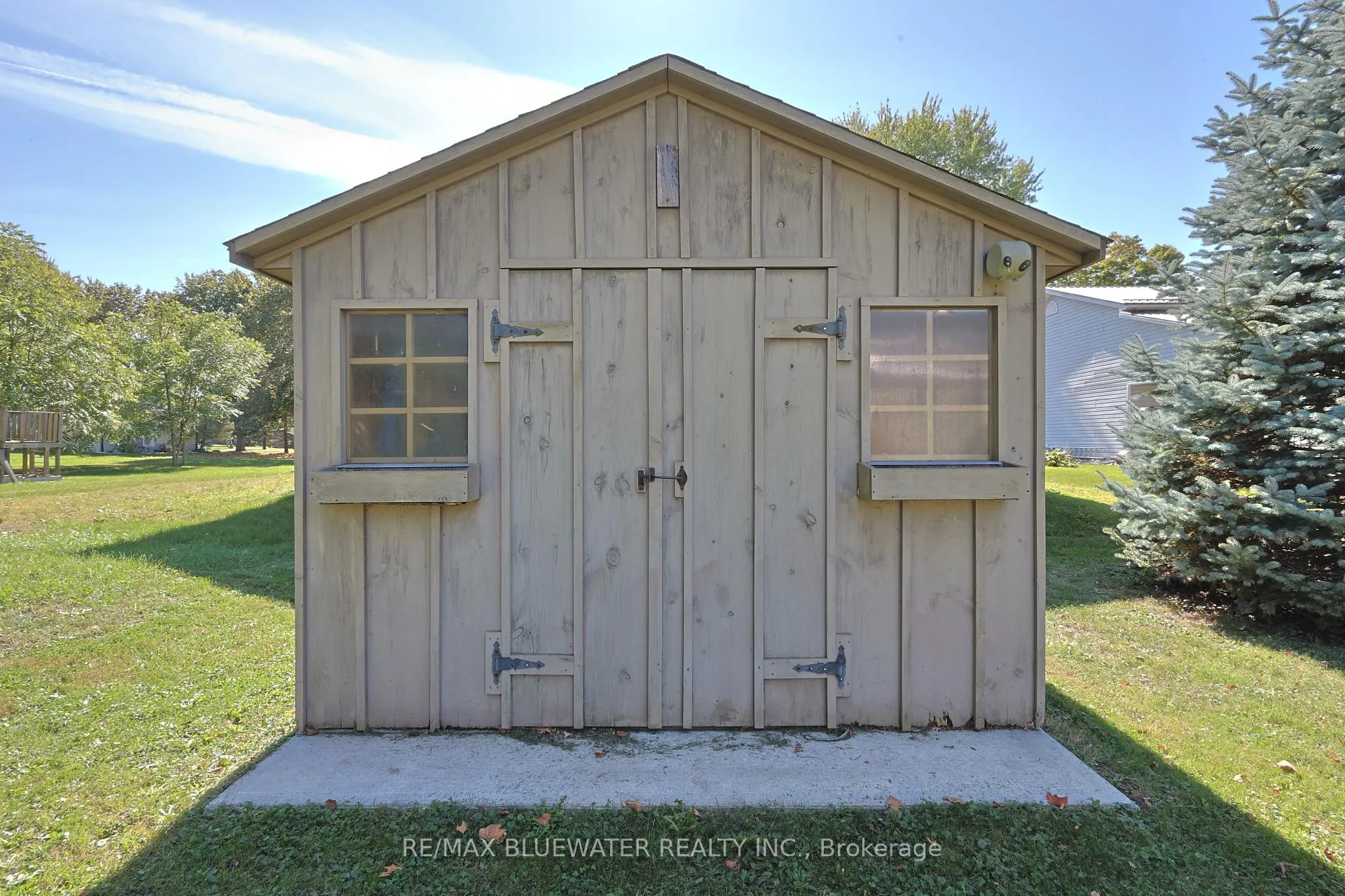 Photo 47 of 117 Duke Street, North Middlesex, Parkhill — HOMEH