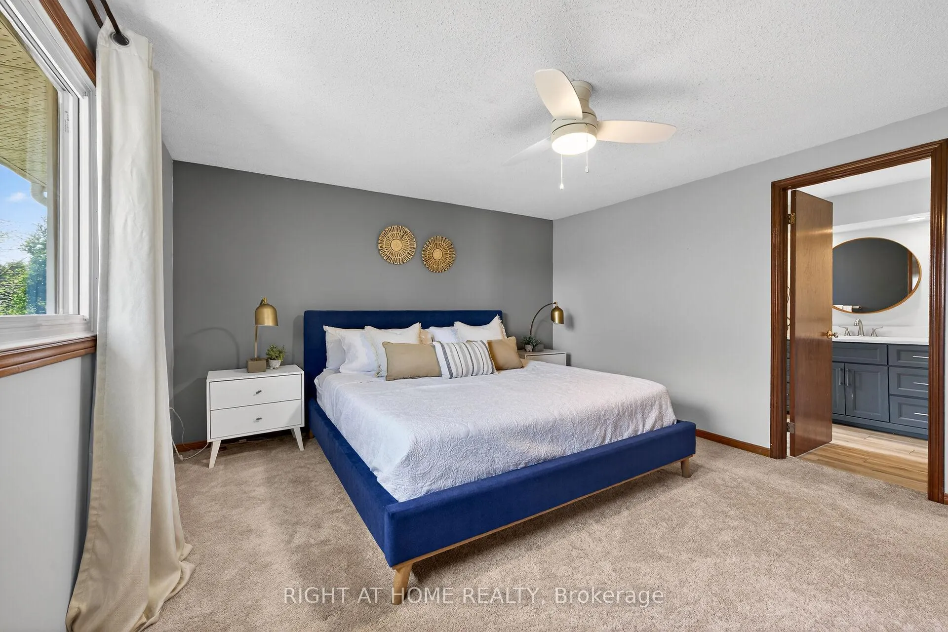 Photo 16 of 22 Vance Crescent, Hamilton, Waterdown — HOMEH