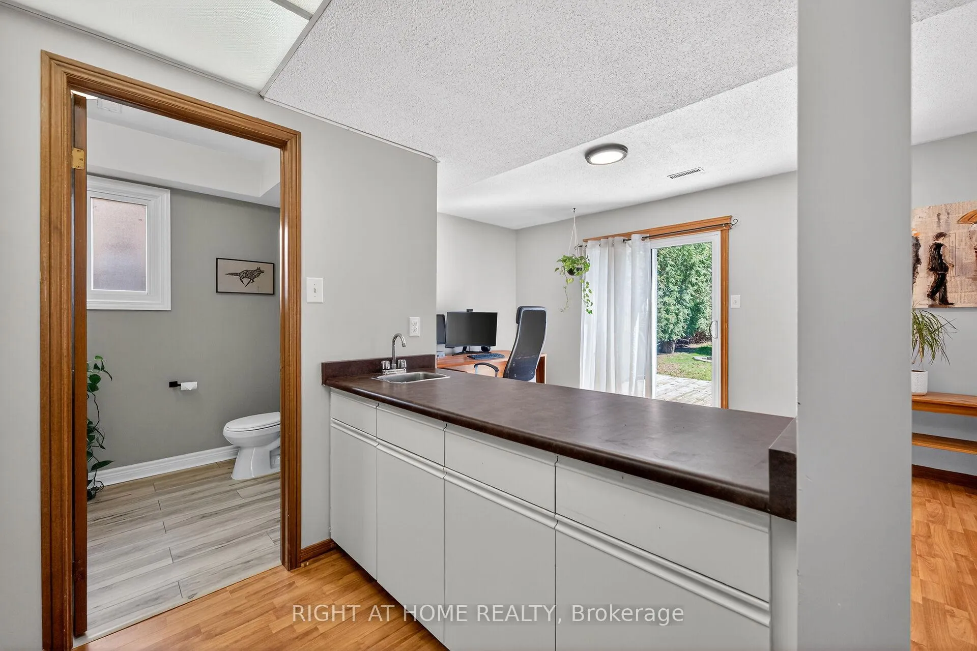 Photo 31 of 22 Vance Crescent, Hamilton, Waterdown — HOMEH