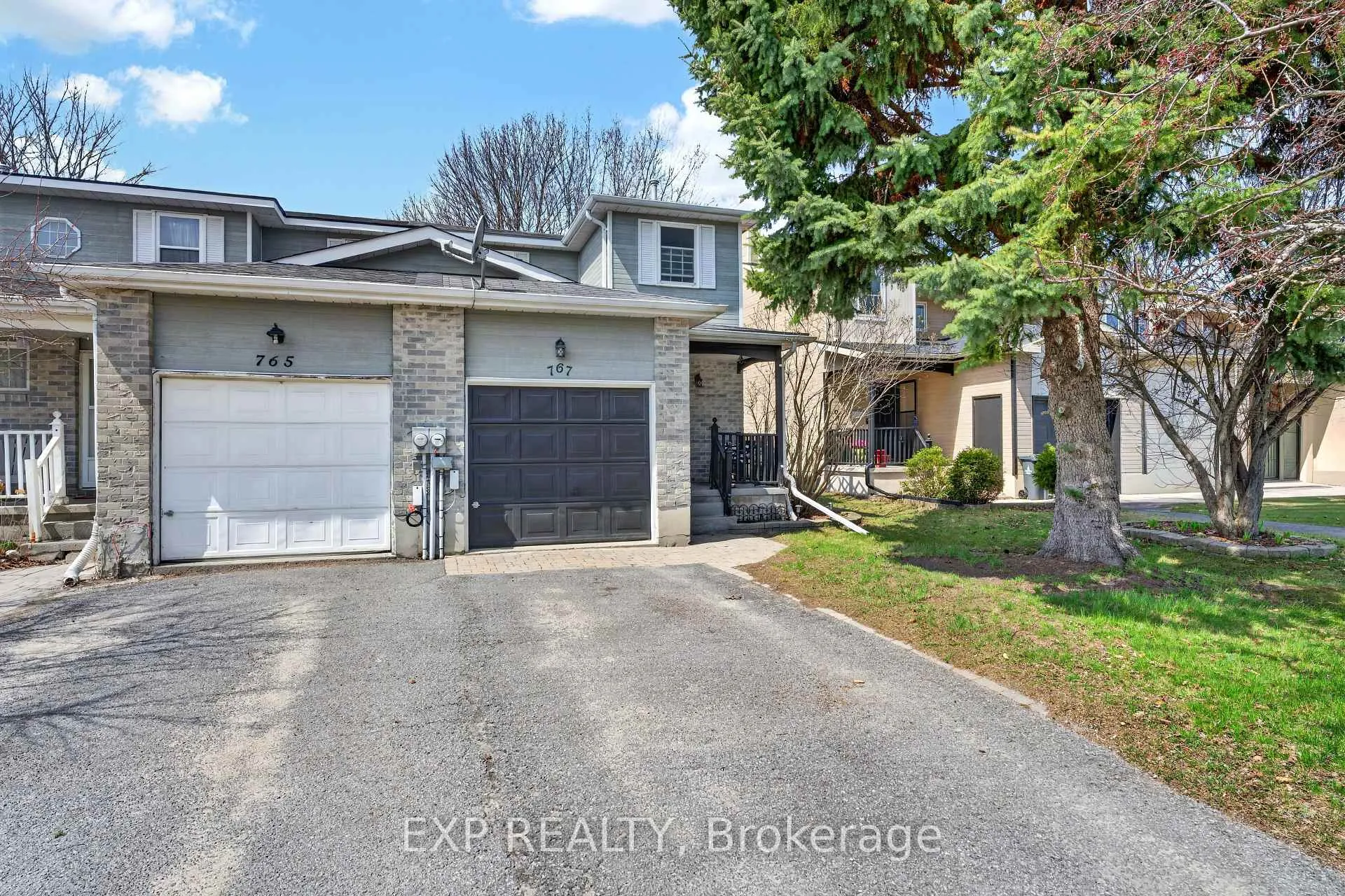 Photo 2 of 767 Littlestone Crescent, Kingston, East Gardiners Rd — HOMEH