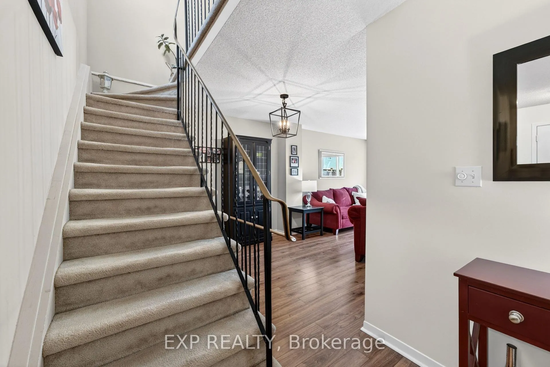 Photo 4 of 767 Littlestone Crescent, Kingston, East Gardiners Rd — HOMEH
