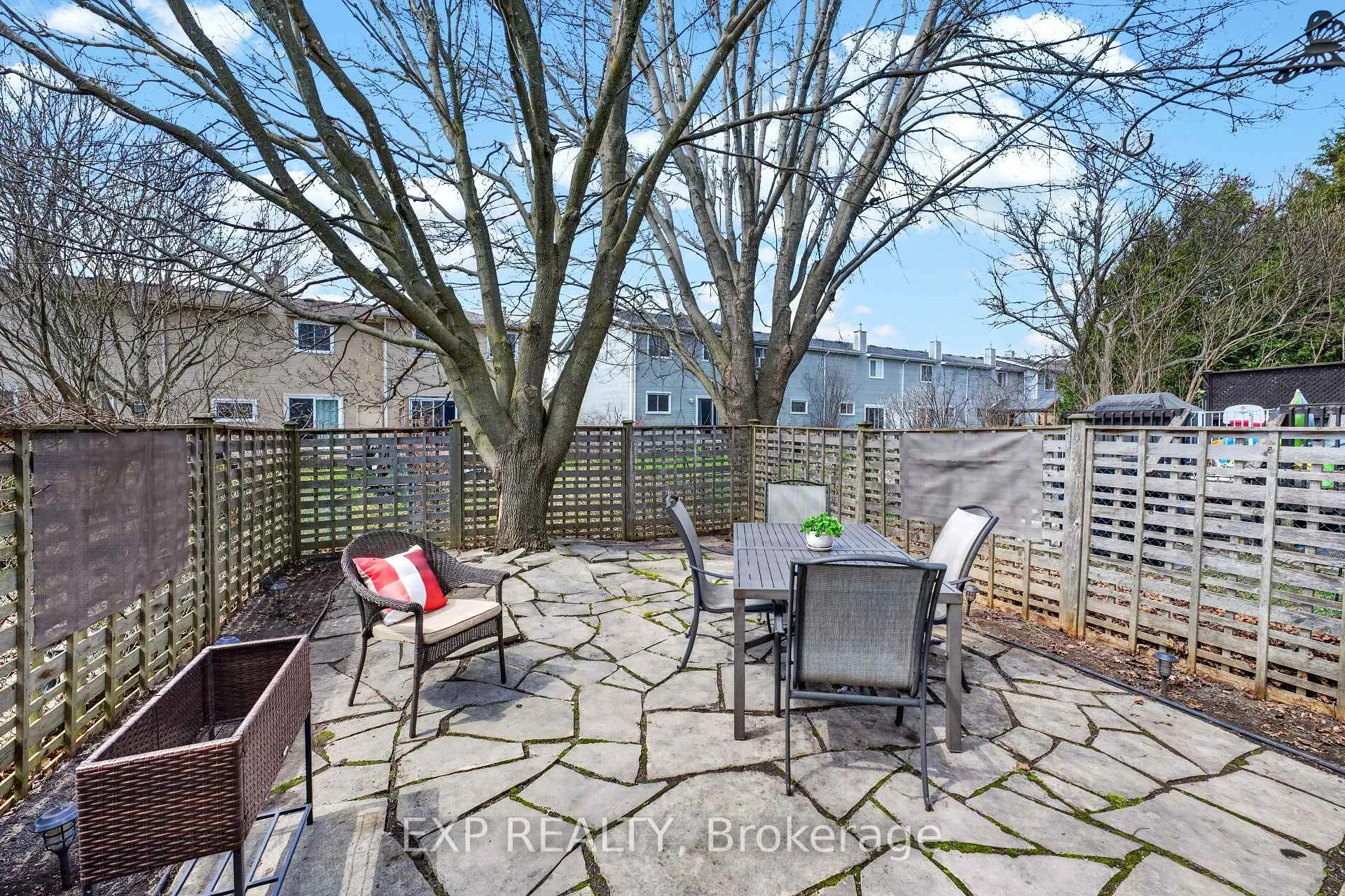 Photo 27 of 767 Littlestone Crescent, Kingston, East Gardiners Rd — HOMEH