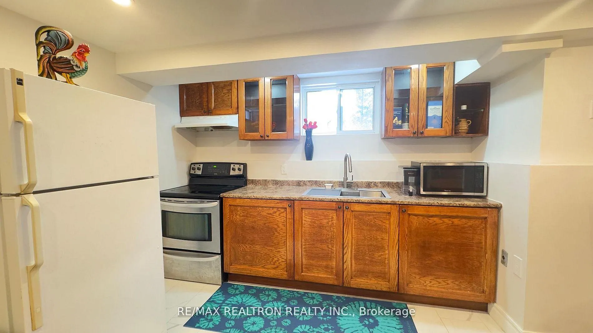 Photo 5 of Unit Bsmnt, 1234 Maple Ridge Drive, Pickering, Liverpool — HOMEH