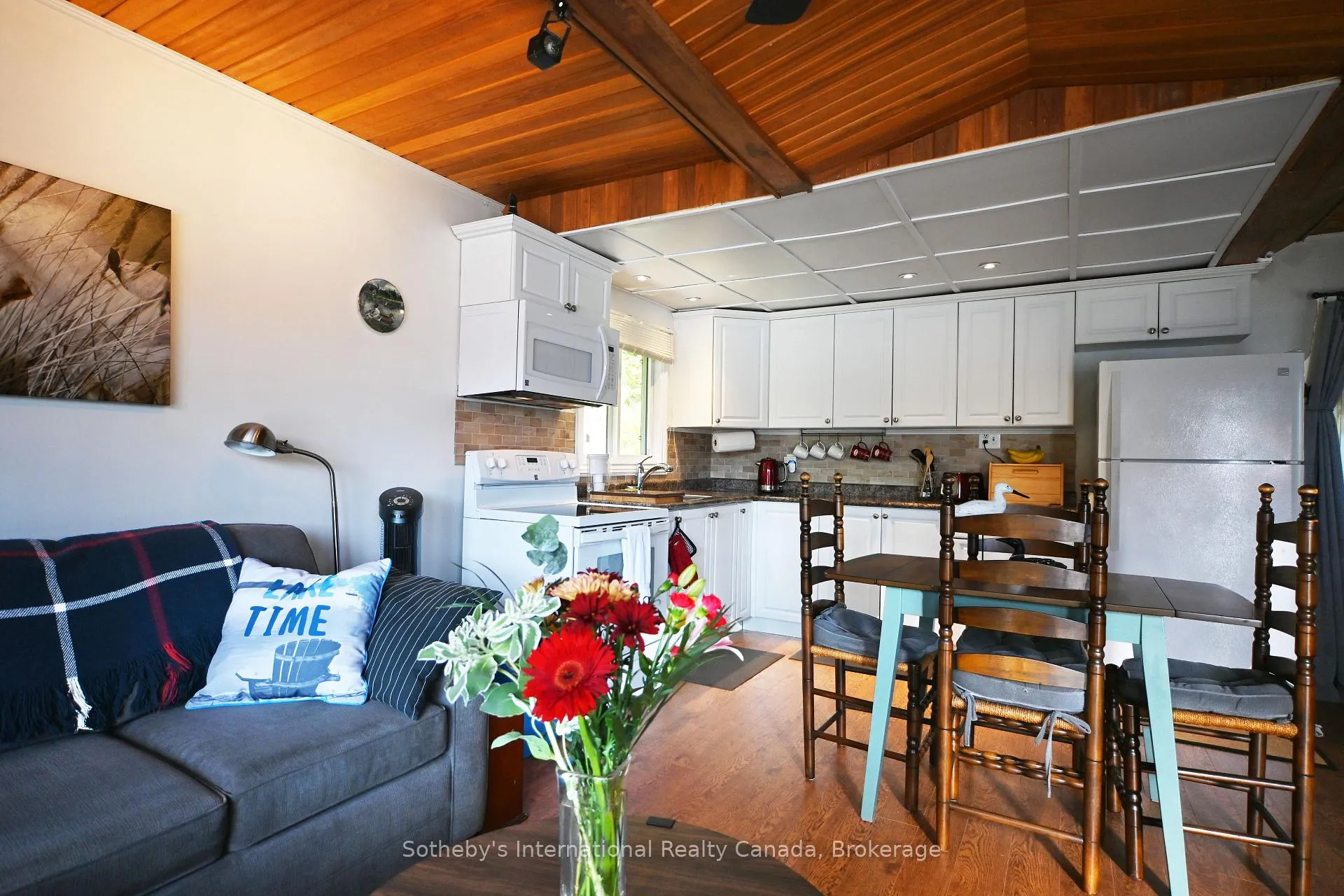 Photo 10 of 28 Pinewood Road, McDougall — HOMEH