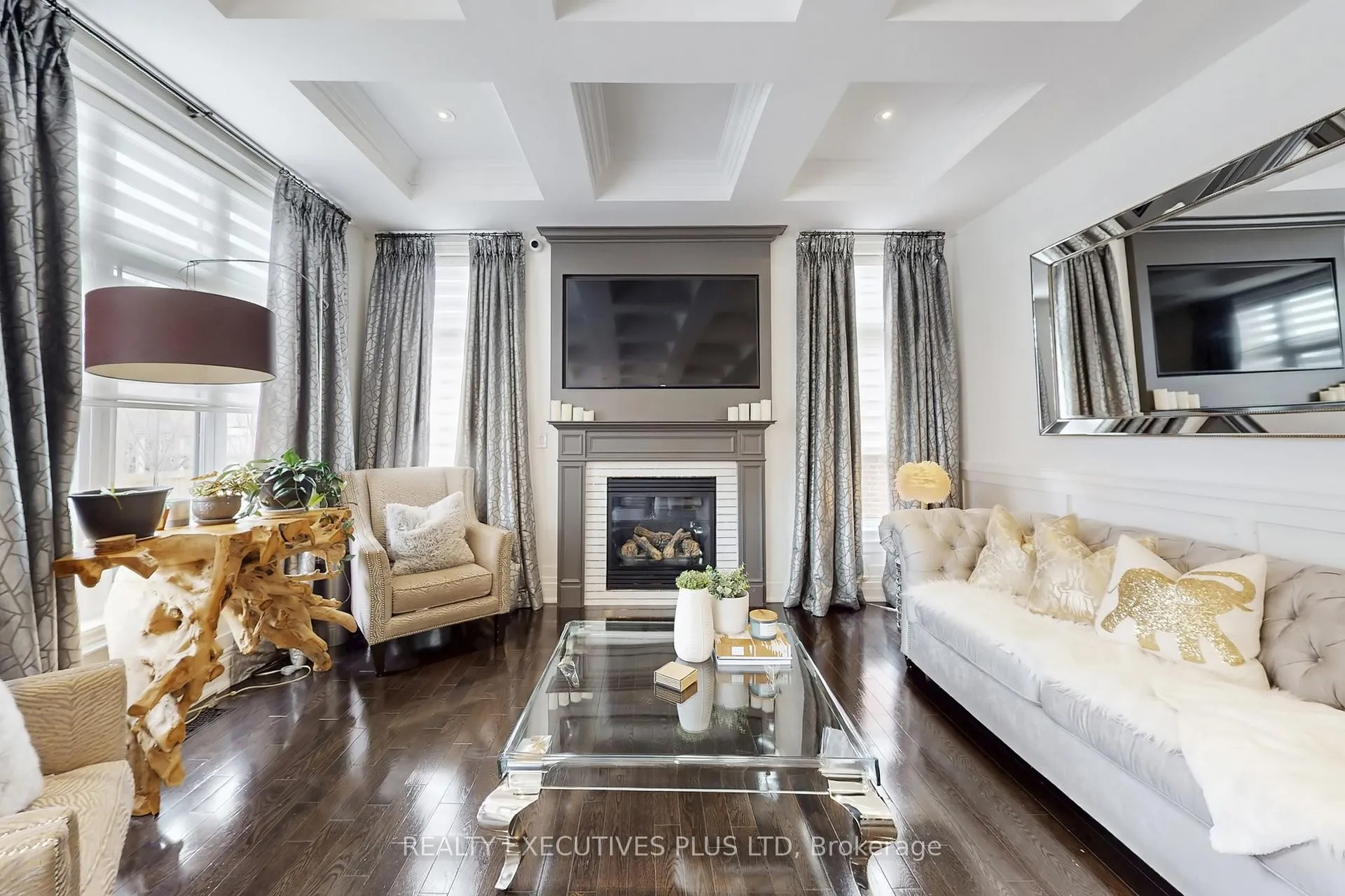 Photo 7 of 10 Sim Hill Crescent, King, King City — HOMEH