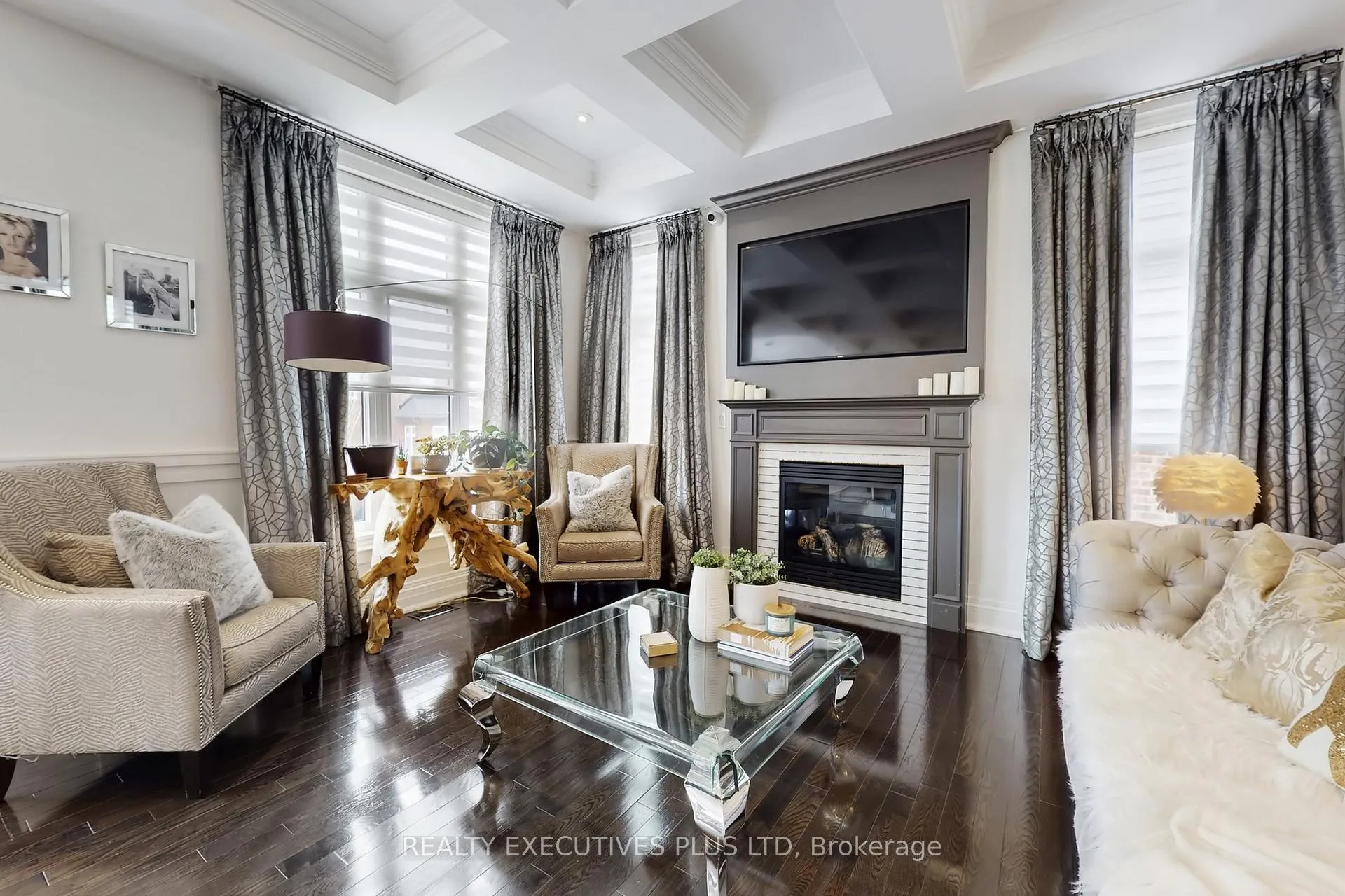 Photo 8 of 10 Sim Hill Crescent, King, King City — HOMEH