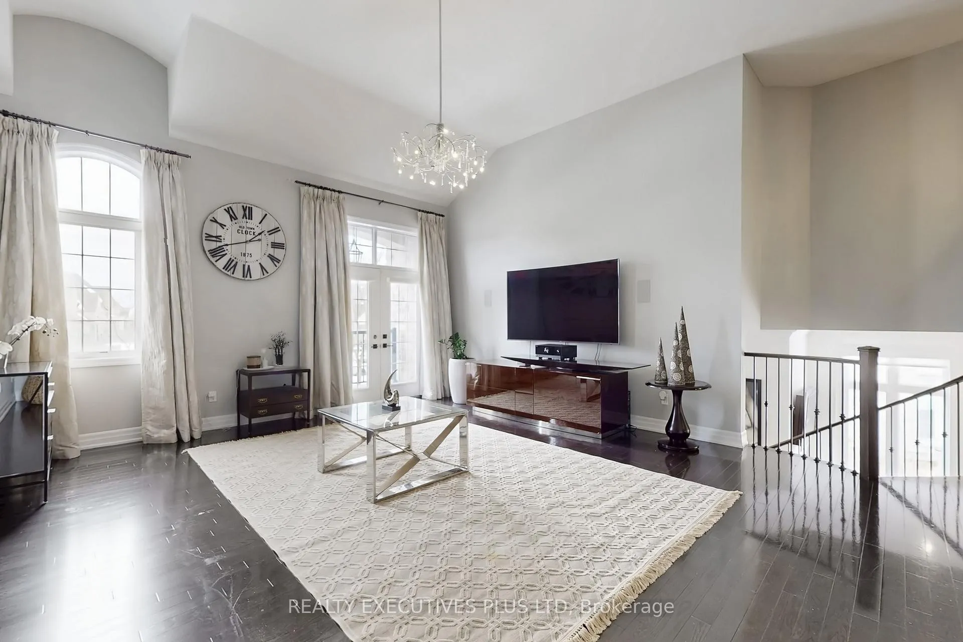 Photo 16 of 10 Sim Hill Crescent, King, King City — HOMEH