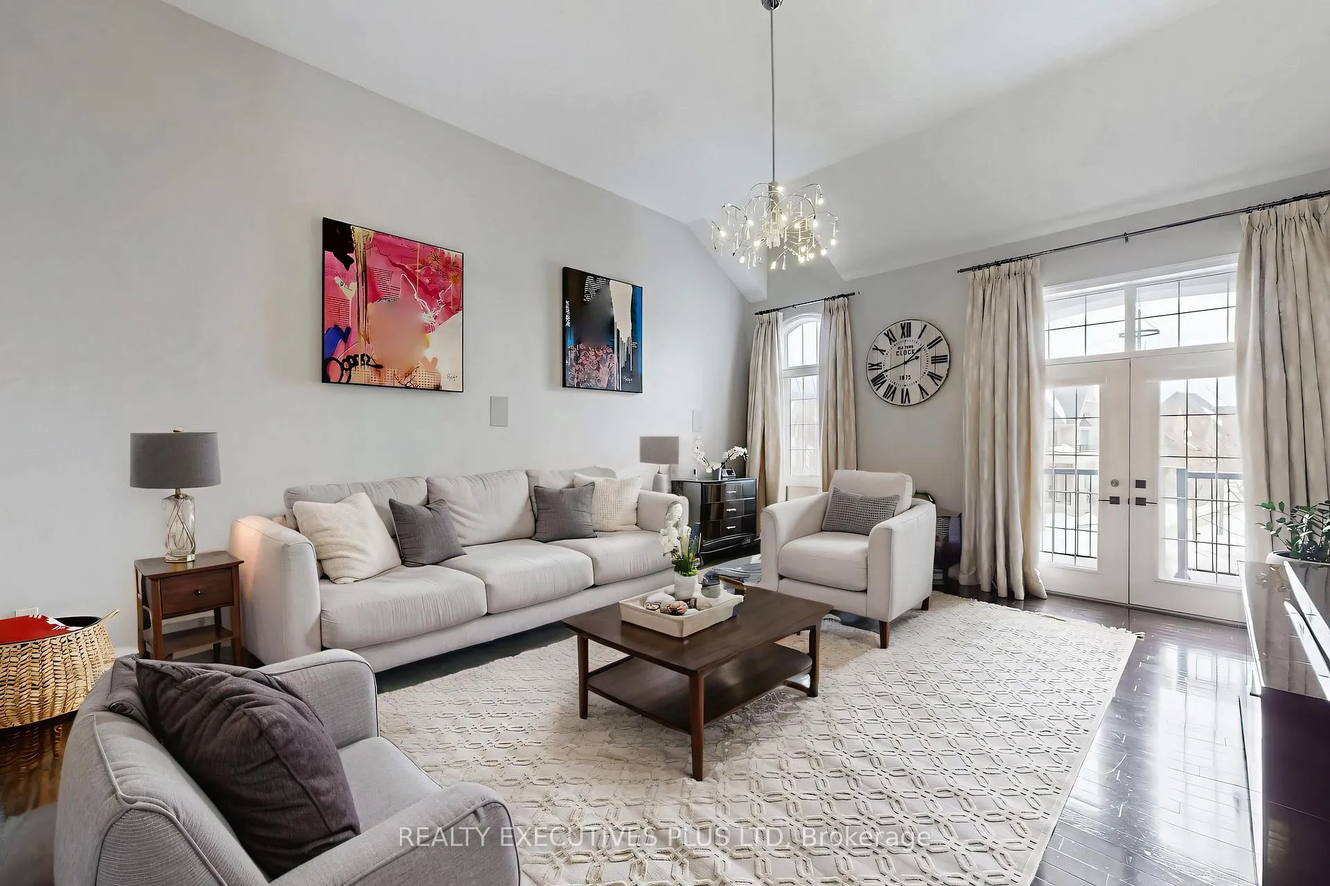 Photo 17 of 10 Sim Hill Crescent, King, King City — HOMEH