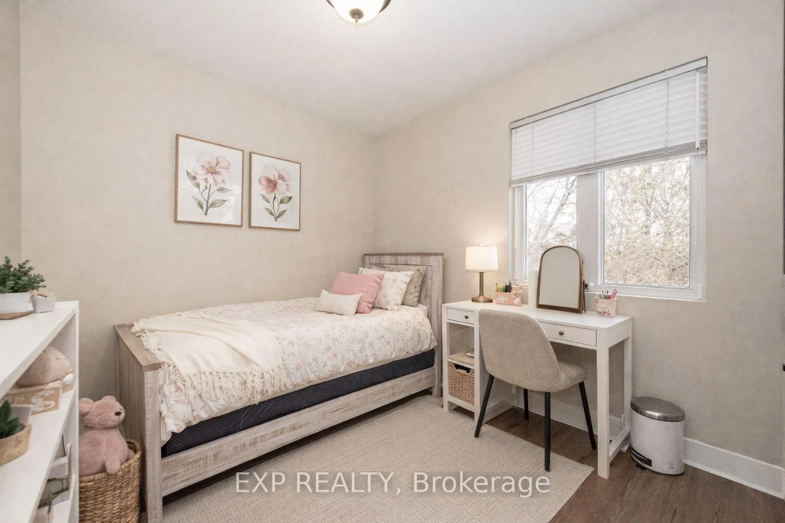 Photo 9 of 59 Concord Street N, Ottawa, Ottawa East — HOMEH