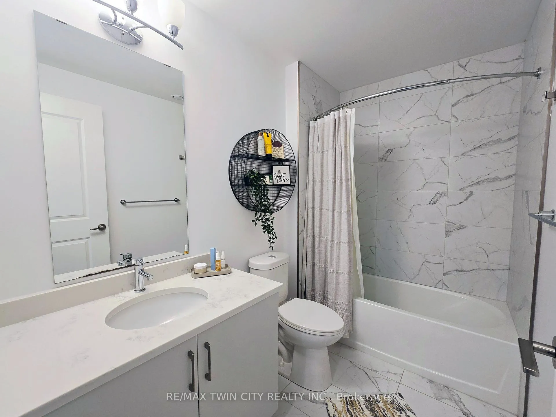 Photo 3 of Unit 1812, 181 King Street S, Waterloo, Uptown West — HOMEH