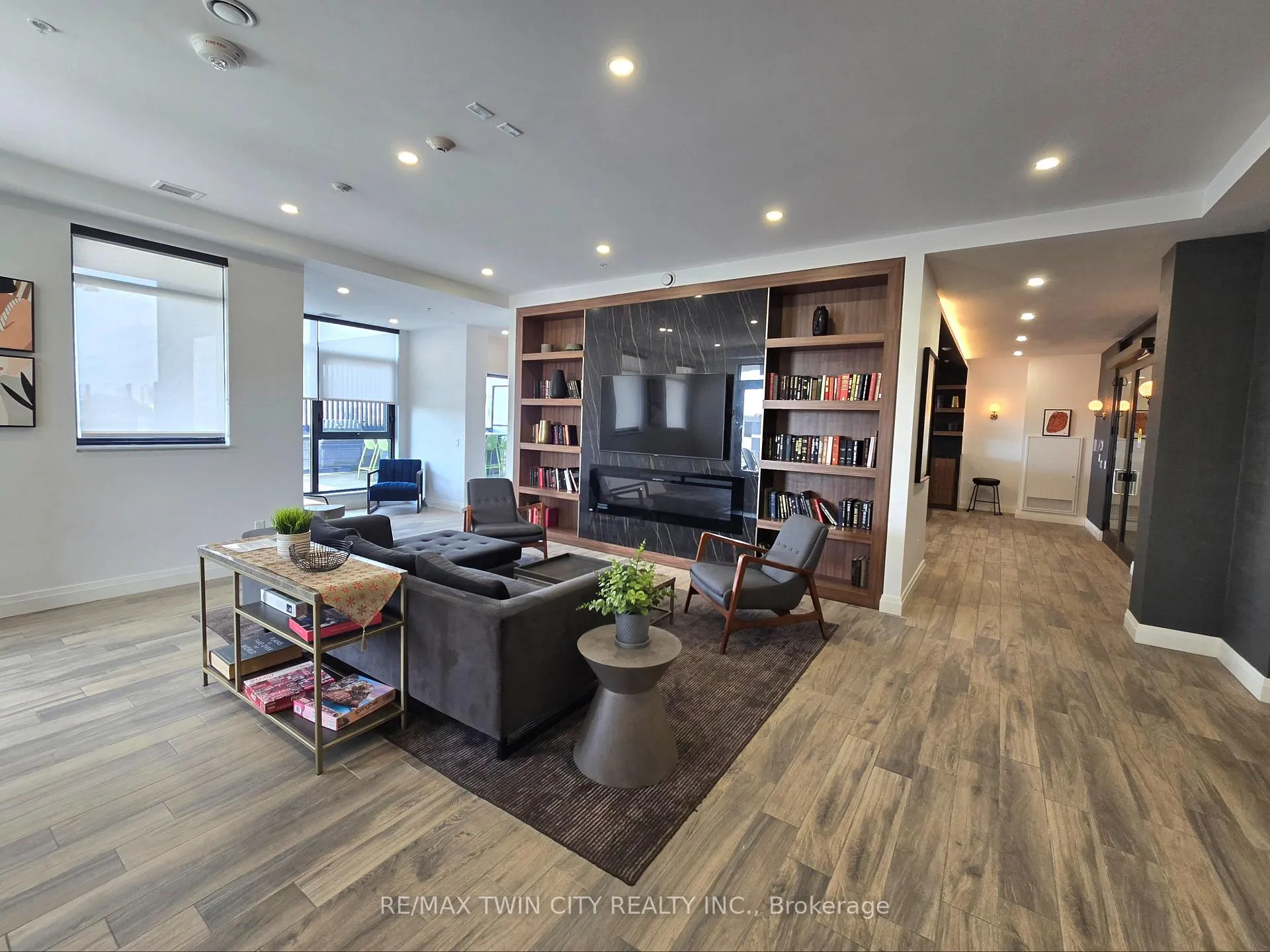 Photo 15 of Unit 1812, 181 King Street S, Waterloo, Uptown West — HOMEH