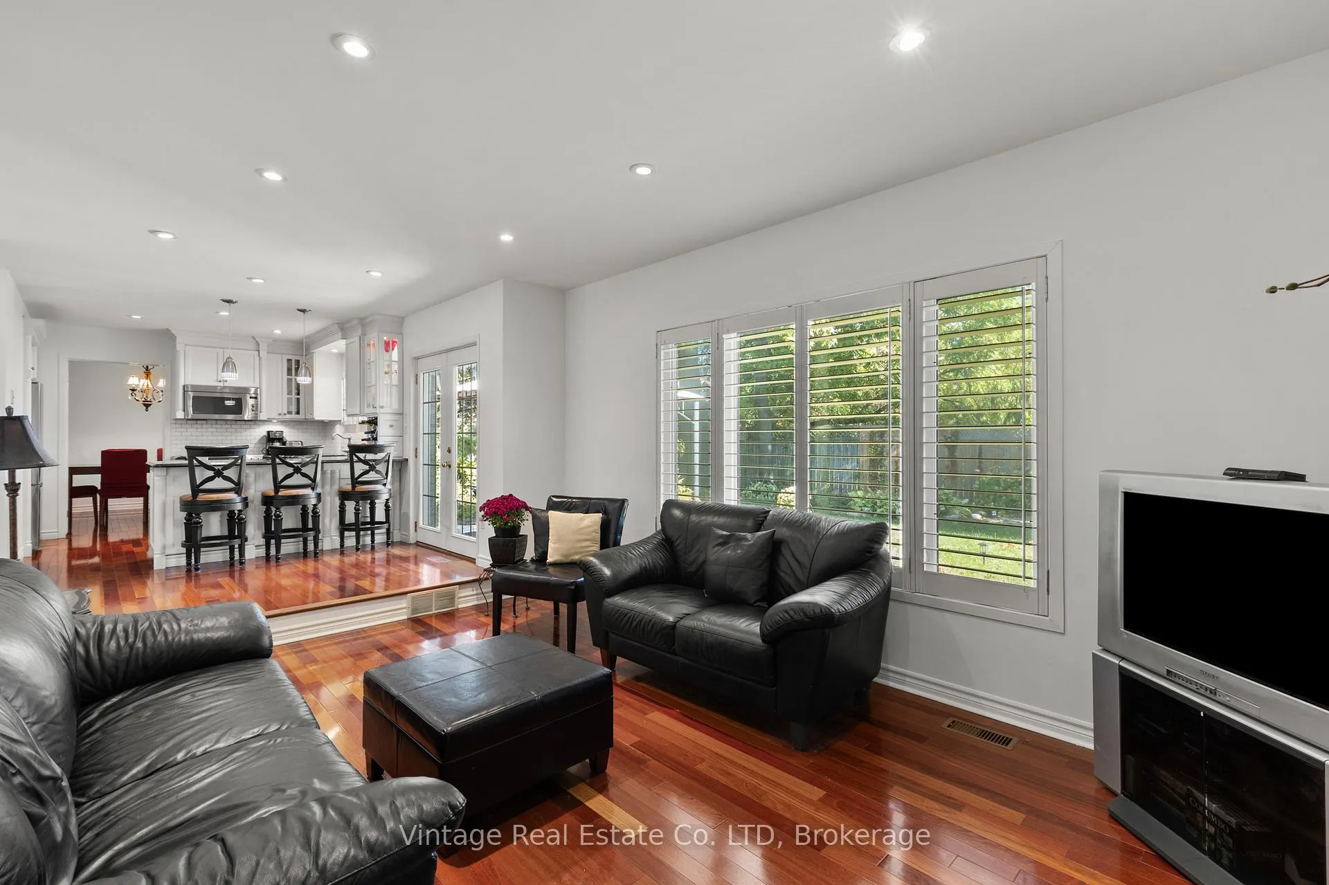 Photo 14 of 6299 Jupiter Boulevard, Niagara Falls, Stamford — HOMEH