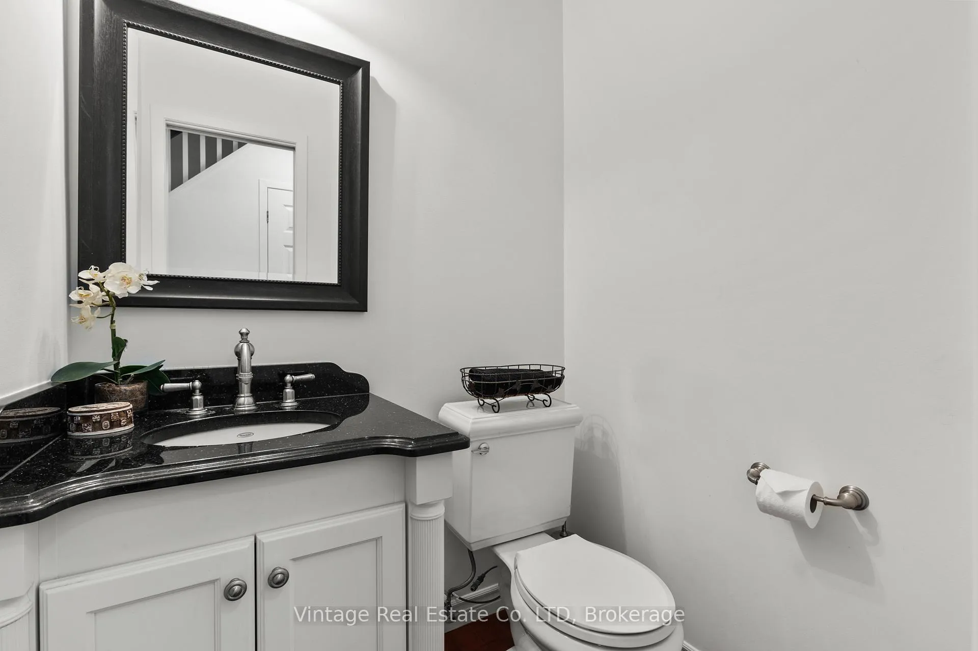 Photo 17 of 6299 Jupiter Boulevard, Niagara Falls, Stamford — HOMEH