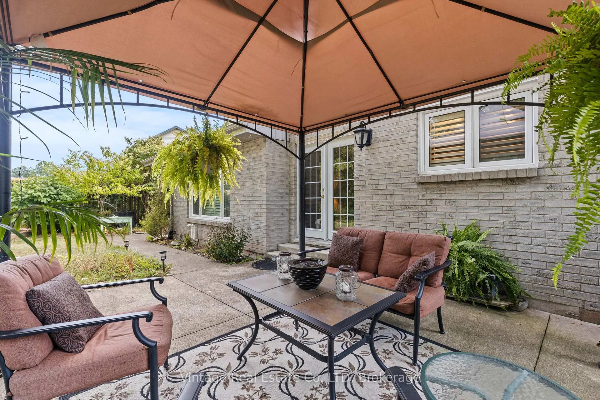 Photo 34 of 6299 Jupiter Boulevard, Niagara Falls, Stamford — HOMEH