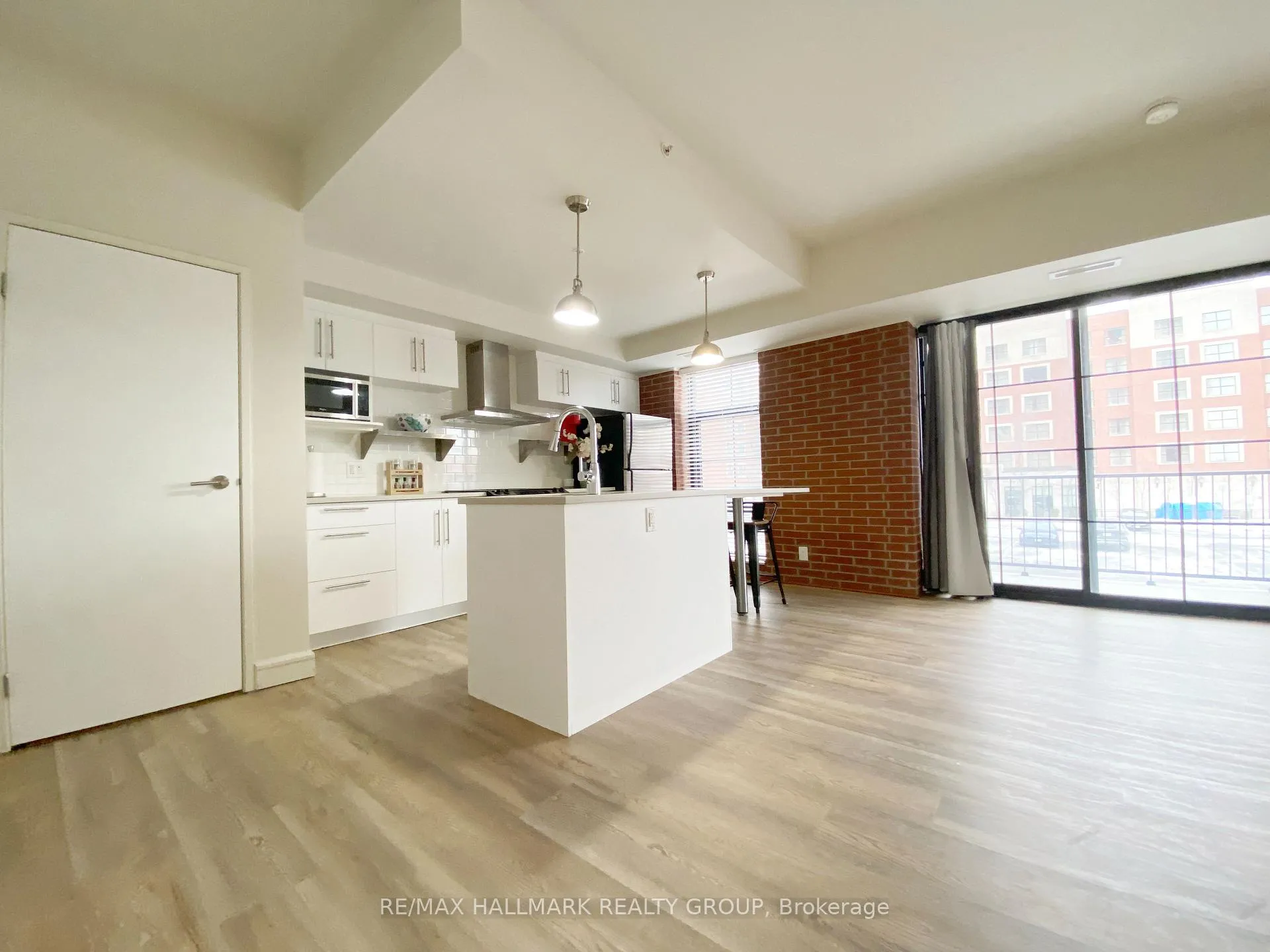 Photo 6 of Unit 208, 555 Anand Private, Ottawa, Riverside Park South — HOMEH