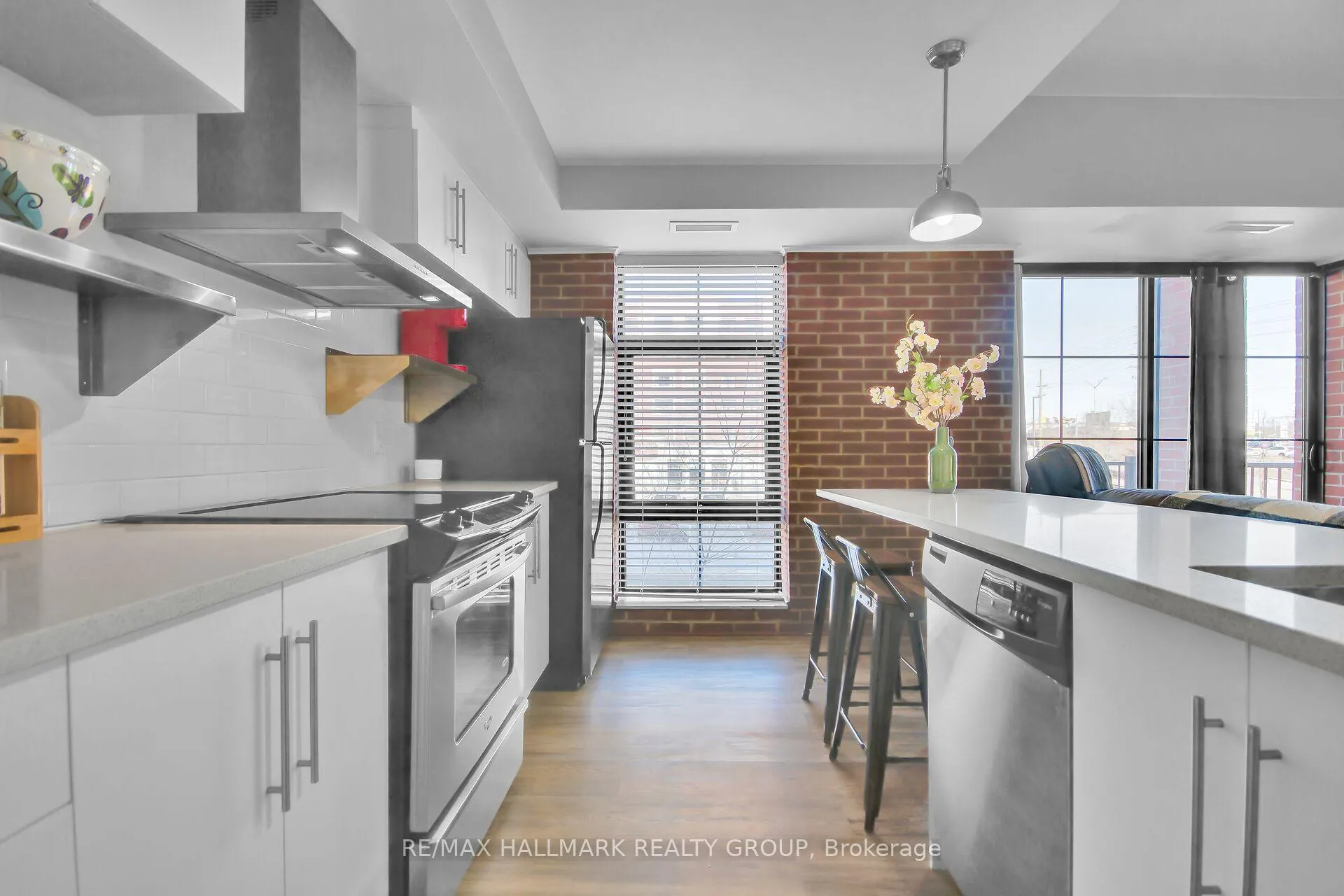 Photo 10 of Unit 208, 555 Anand Private, Ottawa, Riverside Park South — HOMEH