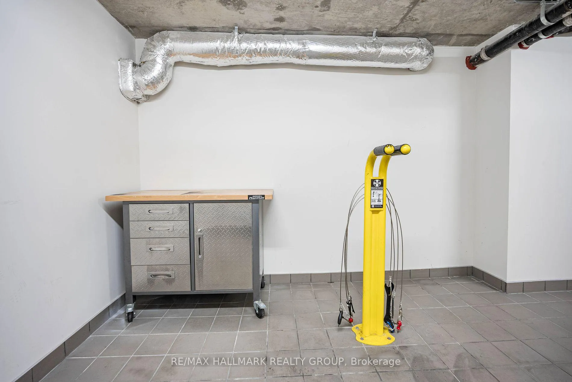 Photo 36 of Unit 208, 555 Anand Private, Ottawa, Riverside Park South — HOMEH