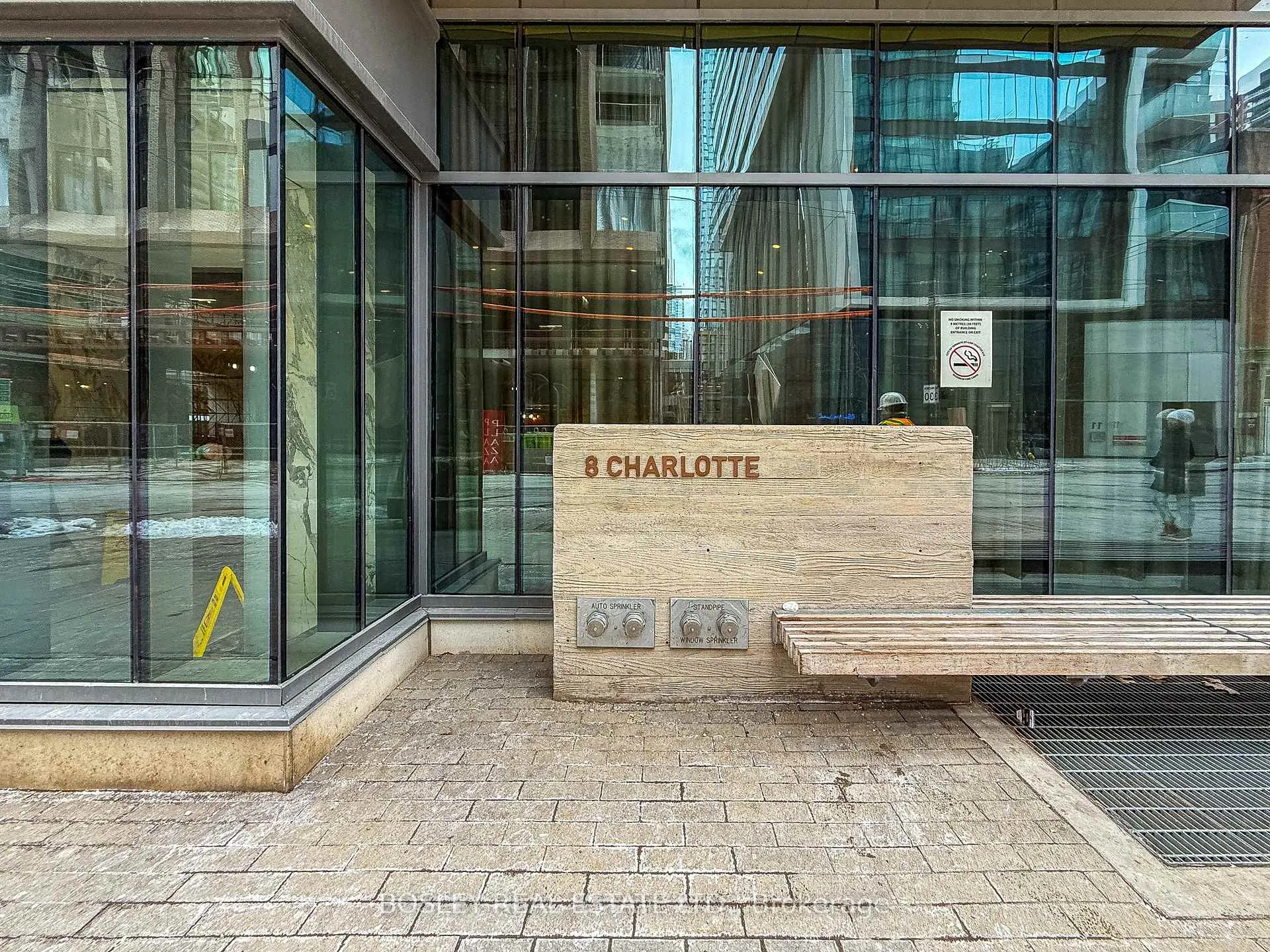 Photo 2 of Unit 1807, 8 Charlotte Street, Toronto, Waterfront Communities — HOMEH