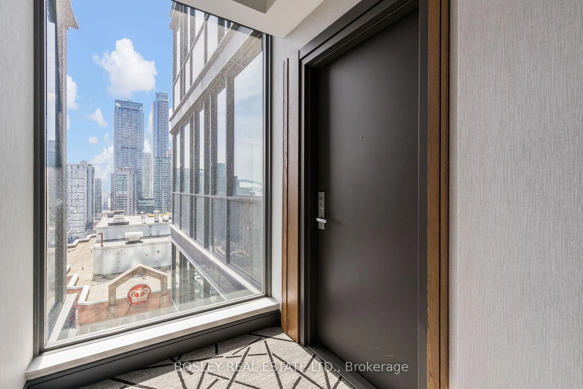 Photo 3 of Unit 1807, 8 Charlotte Street, Toronto, Waterfront Communities — HOMEH