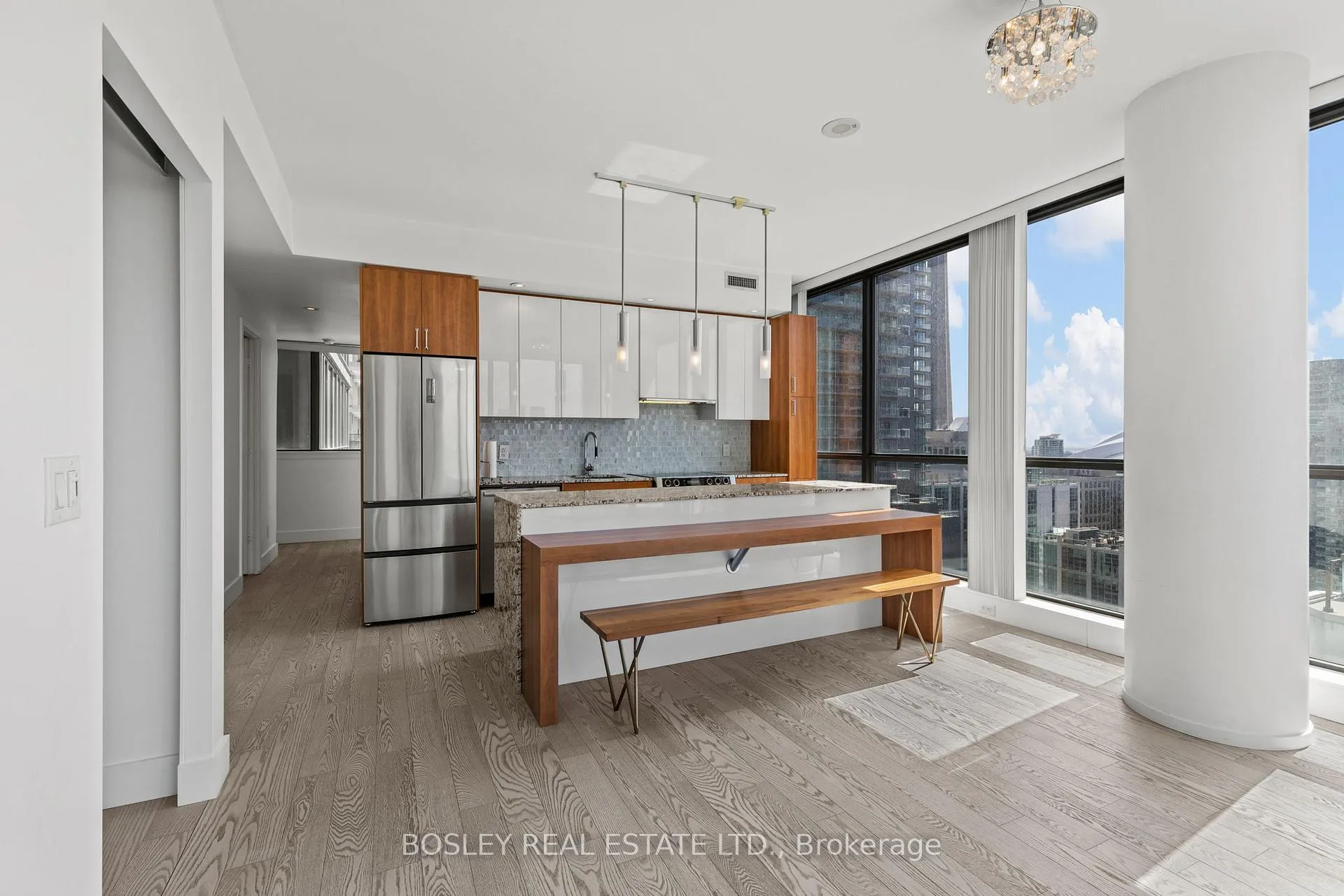 Photo 9 of Unit 1807, 8 Charlotte Street, Toronto, Waterfront Communities — HOMEH