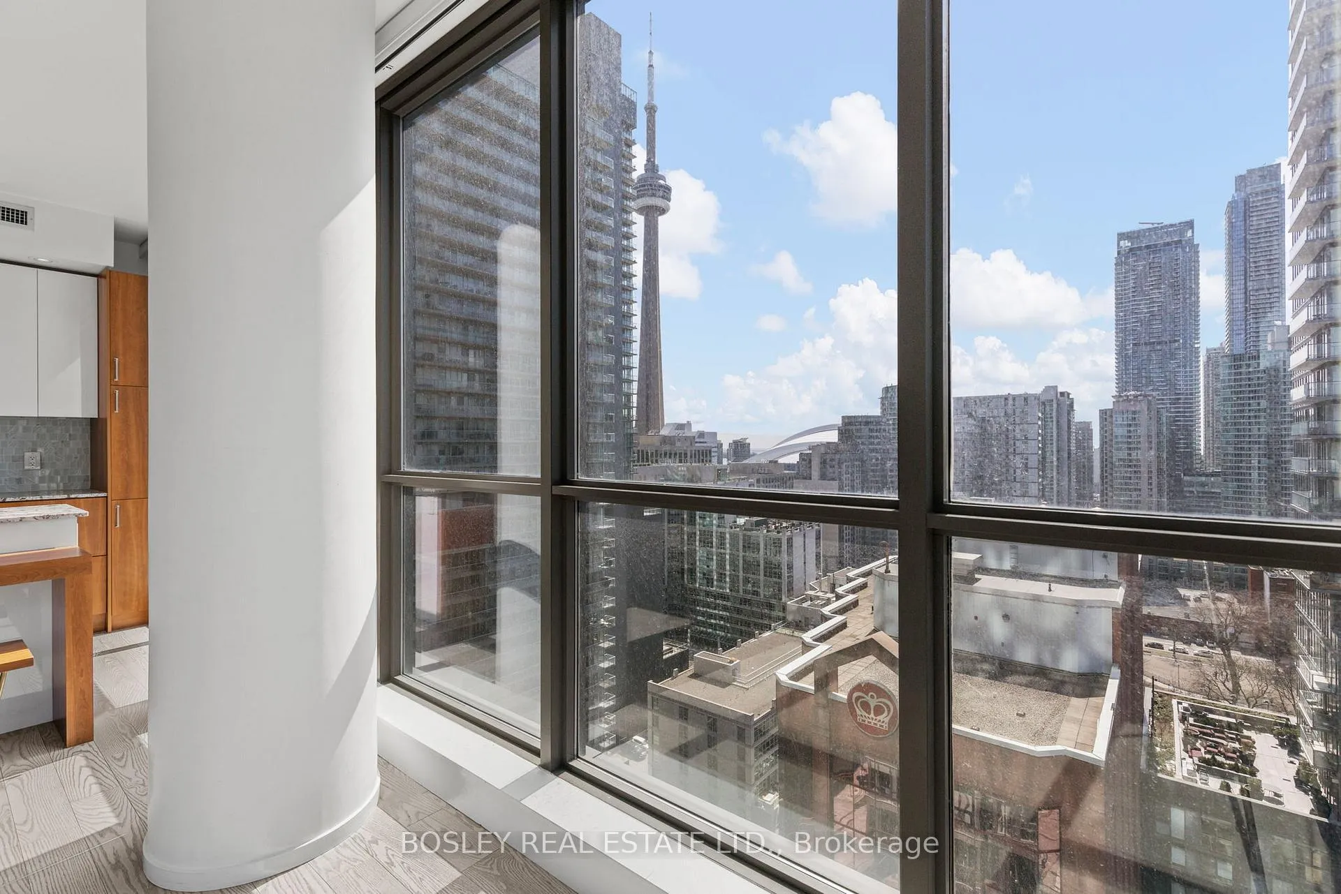 Photo 14 of Unit 1807, 8 Charlotte Street, Toronto, Waterfront Communities — HOMEH