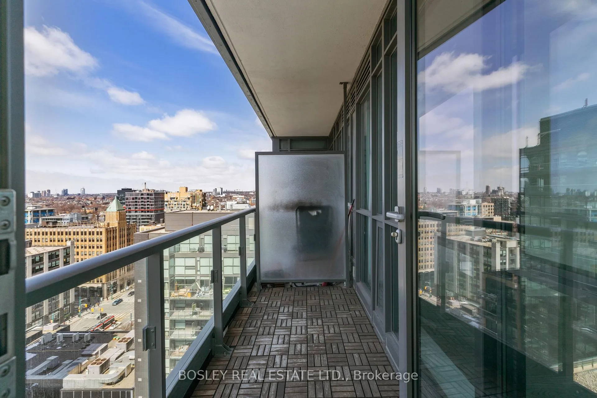 Photo 25 of Unit 1807, 8 Charlotte Street, Toronto, Waterfront Communities — HOMEH