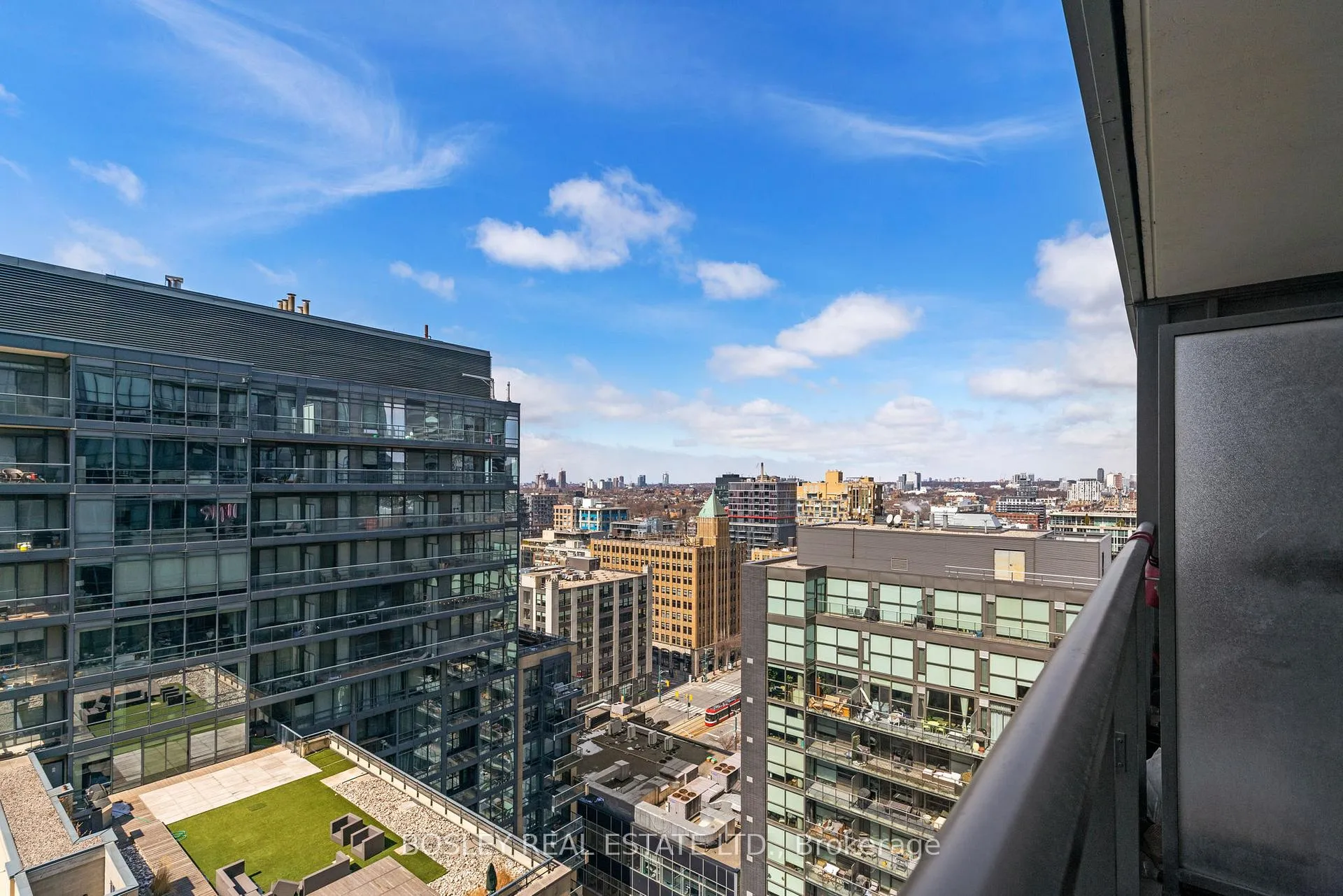Photo 27 of Unit 1807, 8 Charlotte Street, Toronto, Waterfront Communities — HOMEH