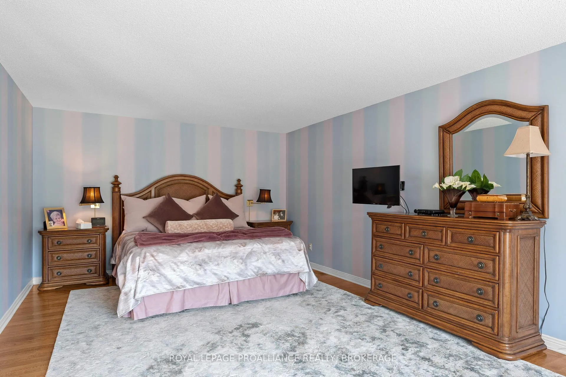 Photo 20 of 1673 St. Lawrence Avenue, Kingston, Kingston East (incl CFB Kingston) — HOMEH