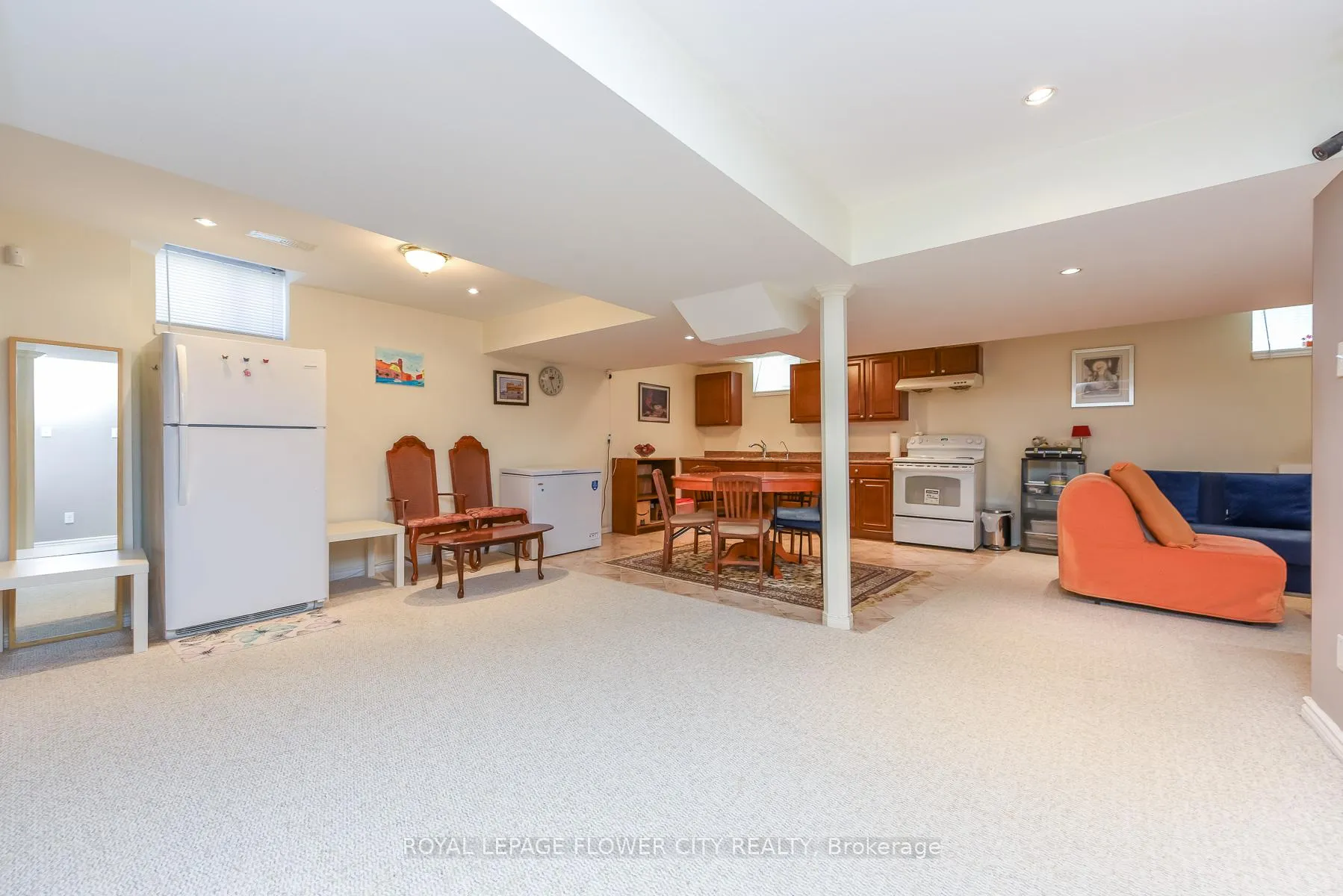 Photo 32 of 19 Maldives Crescent N, Brampton, Vales of Castlemore — HOMEH