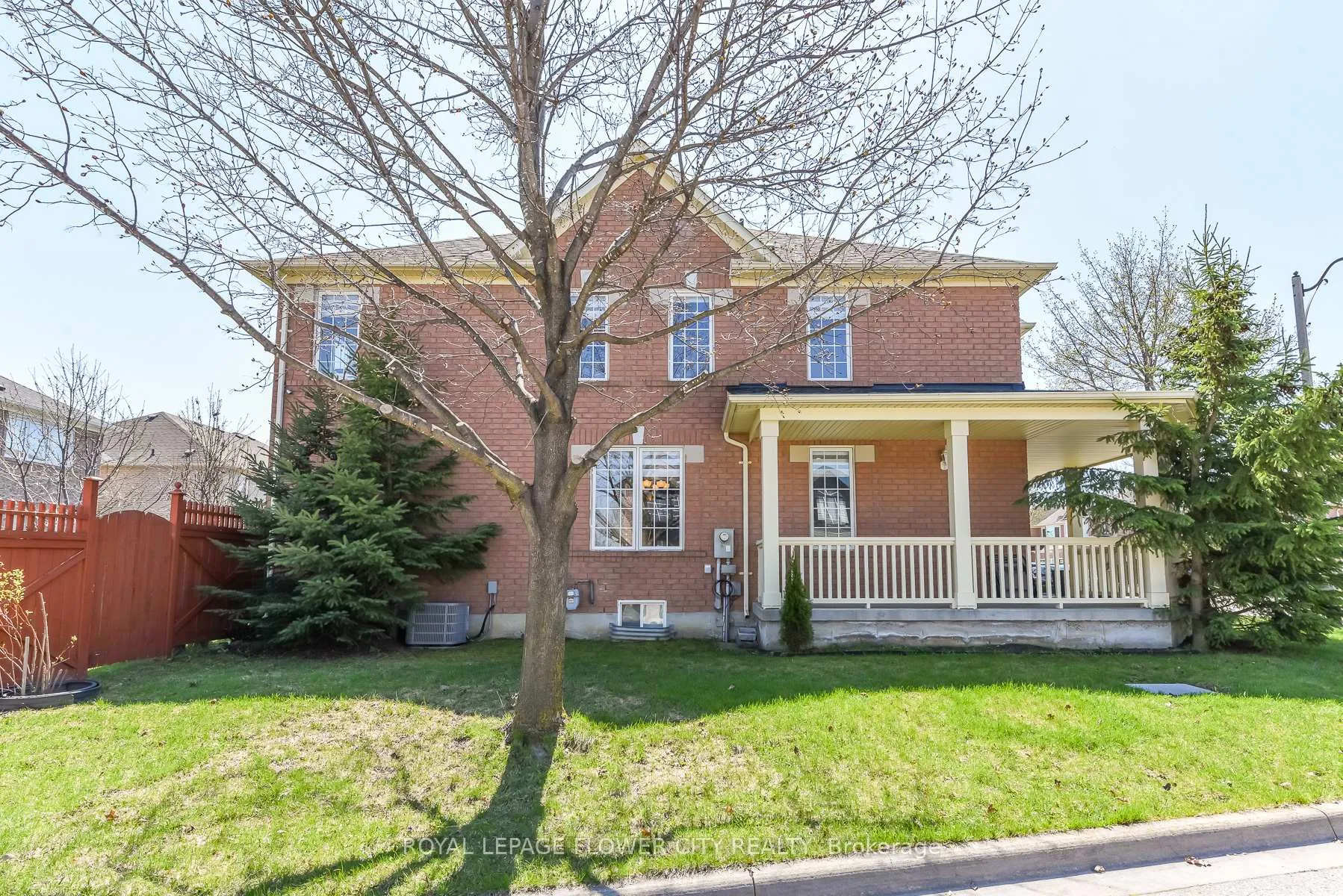 Photo 37 of 19 Maldives Crescent N, Brampton, Vales of Castlemore — HOMEH