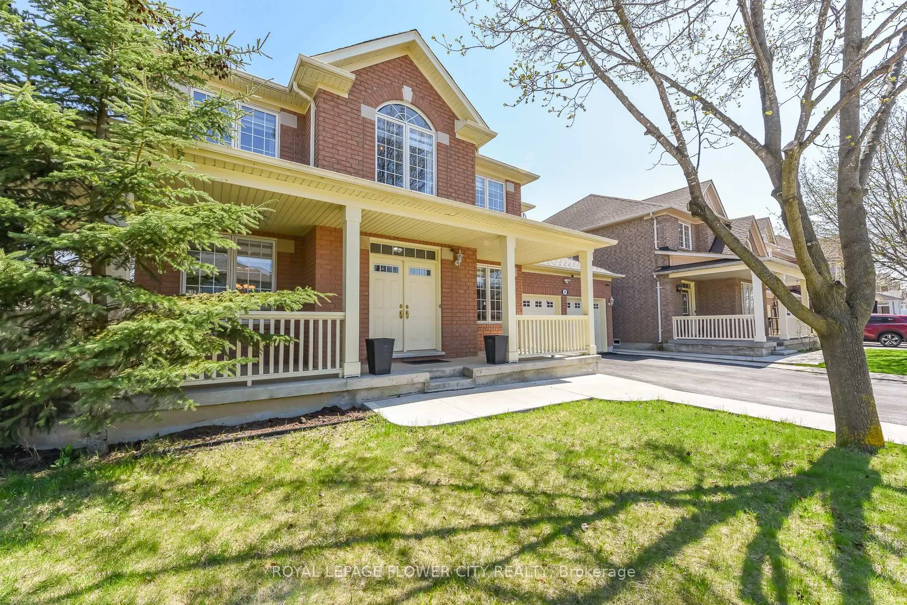 Photo 38 of 19 Maldives Crescent N, Brampton, Vales of Castlemore — HOMEH
