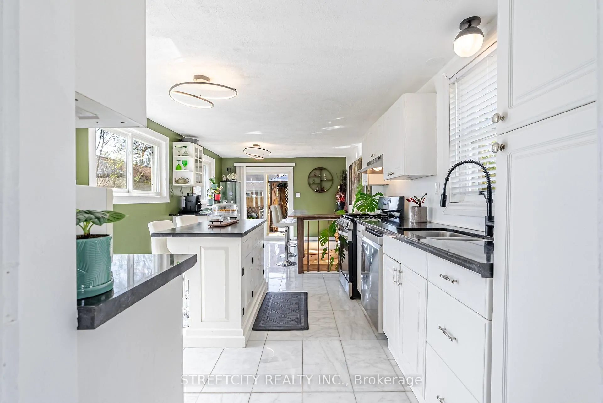 Photo 11 of 10 1/2 Naama Street, St. Thomas — HOMEH