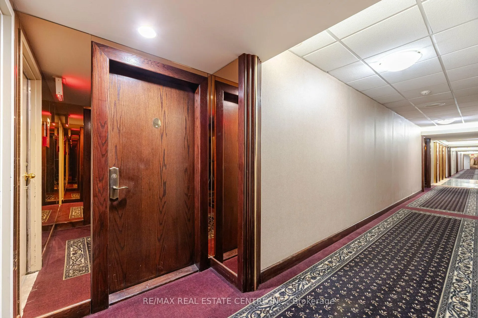 Photo 5 of Unit PH 2502, 22 Hanover Road, Brampton, Queen Street Corridor — HOMEH