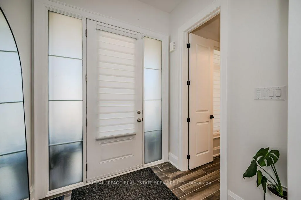 Photo 7 of 2383 Irene Crescent, Oakville, Glen Abbey — HOMEH