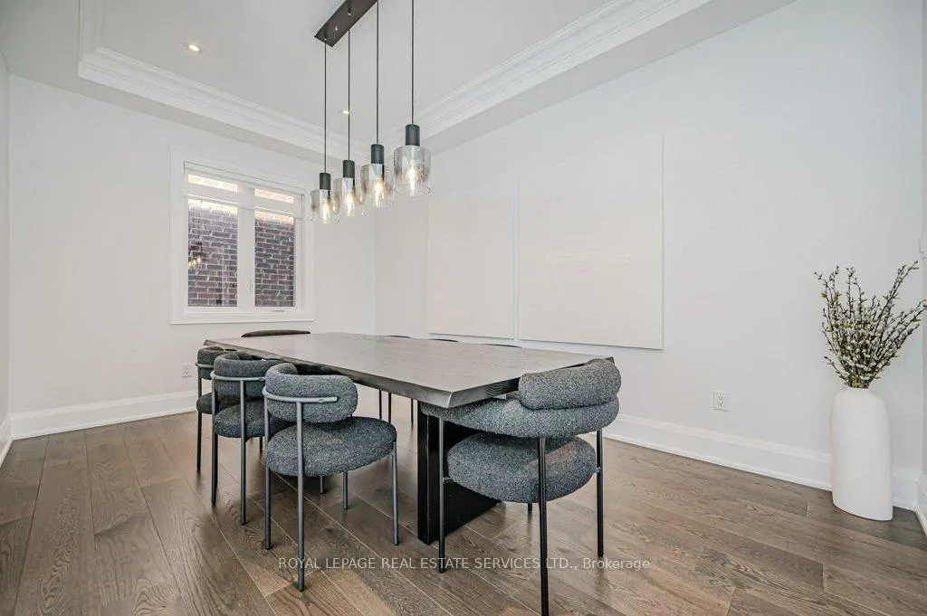Photo 10 of 2383 Irene Crescent, Oakville, Glen Abbey — HOMEH
