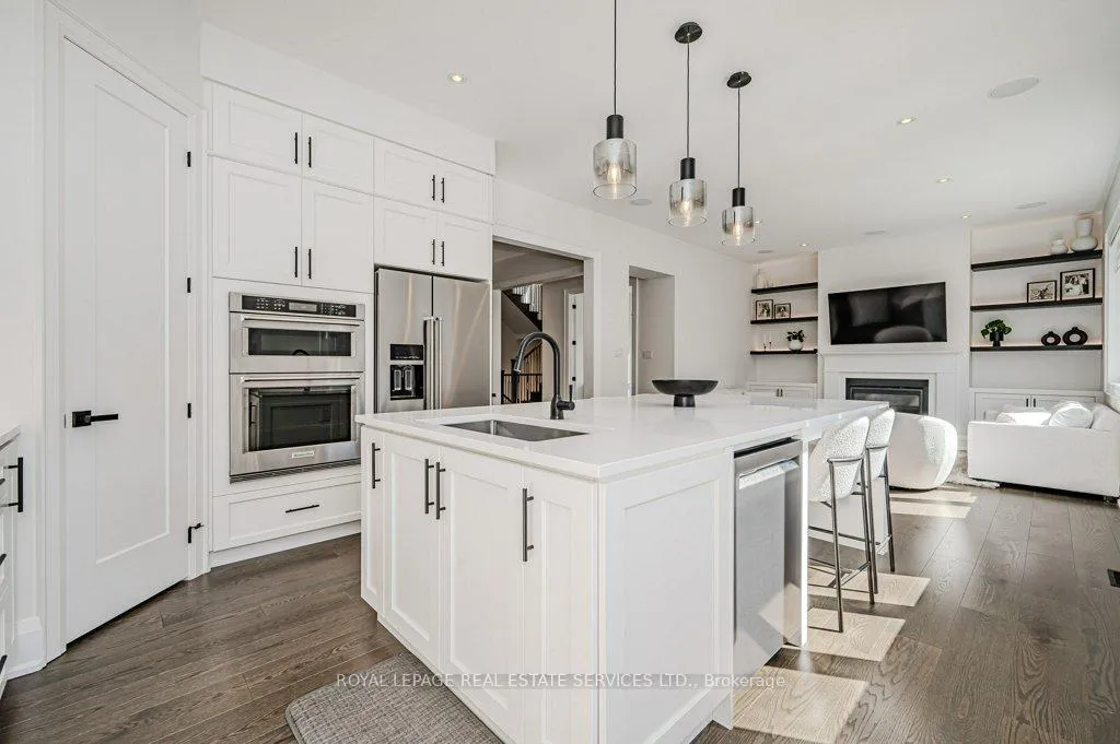 Photo 17 of 2383 Irene Crescent, Oakville, Glen Abbey — HOMEH