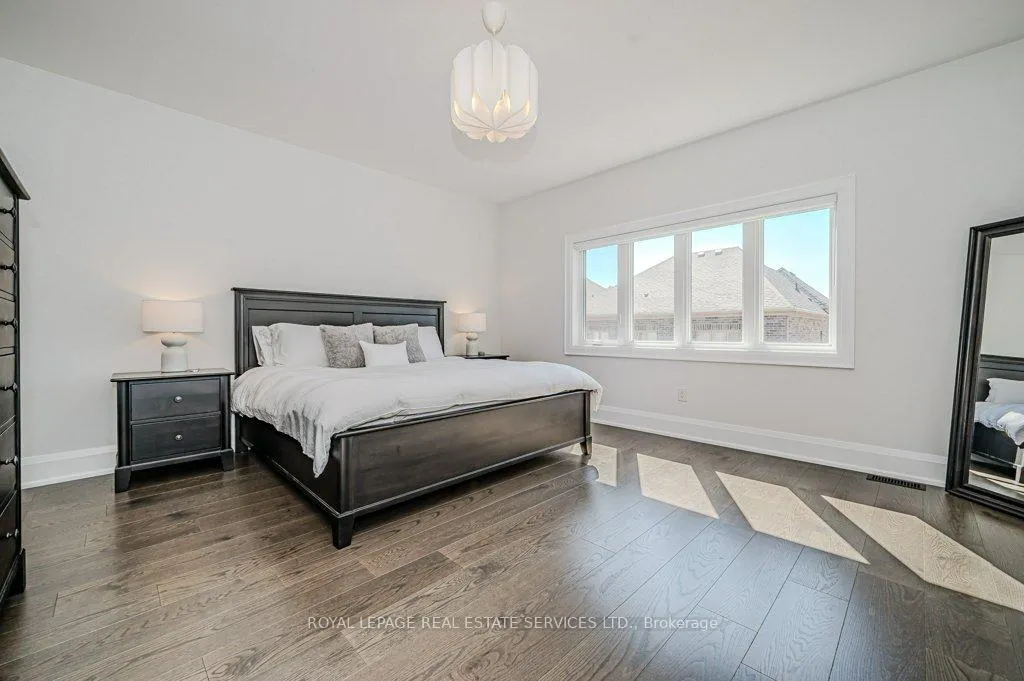 Photo 20 of 2383 Irene Crescent, Oakville, Glen Abbey — HOMEH