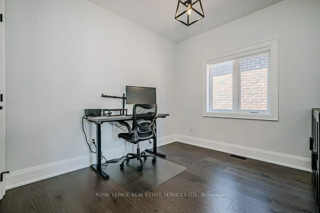 Photo 24 of 2383 Irene Crescent, Oakville, Glen Abbey — HOMEH