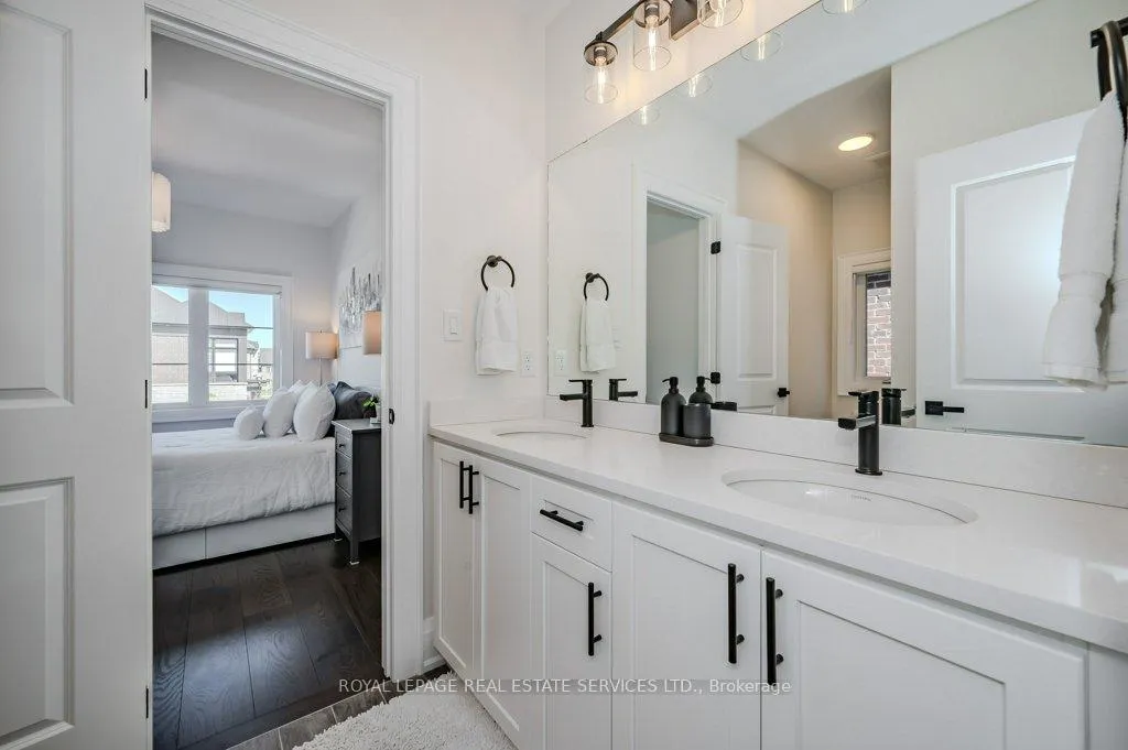 Photo 26 of 2383 Irene Crescent, Oakville, Glen Abbey — HOMEH
